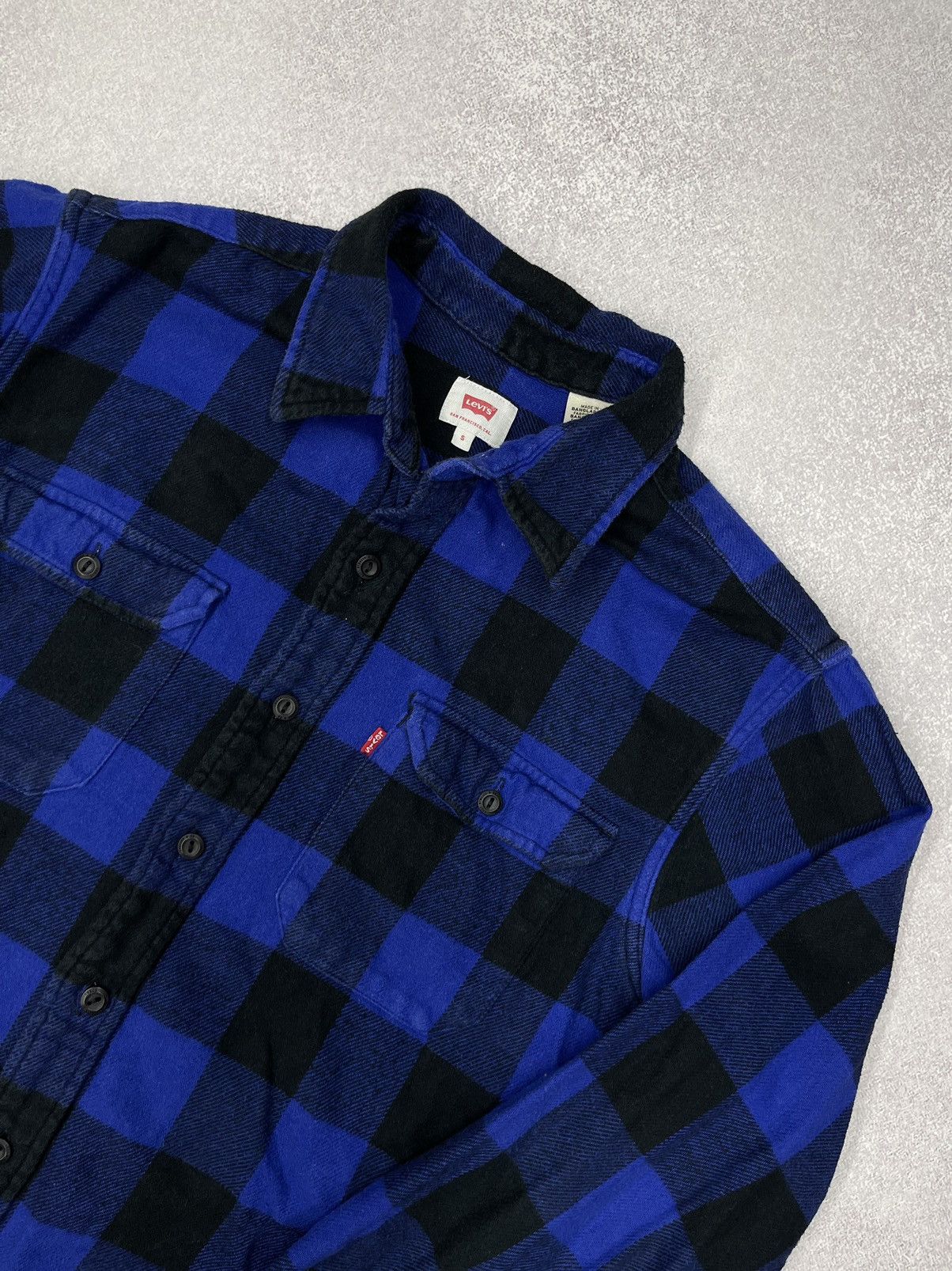 Levi's × Levi's Vintage Clothing × Vintage Mens Levis Shirt Into a Cage Blue Y2K Vintage Size S Size US S / EU 44-46 / 1 - 4 Thumbnail