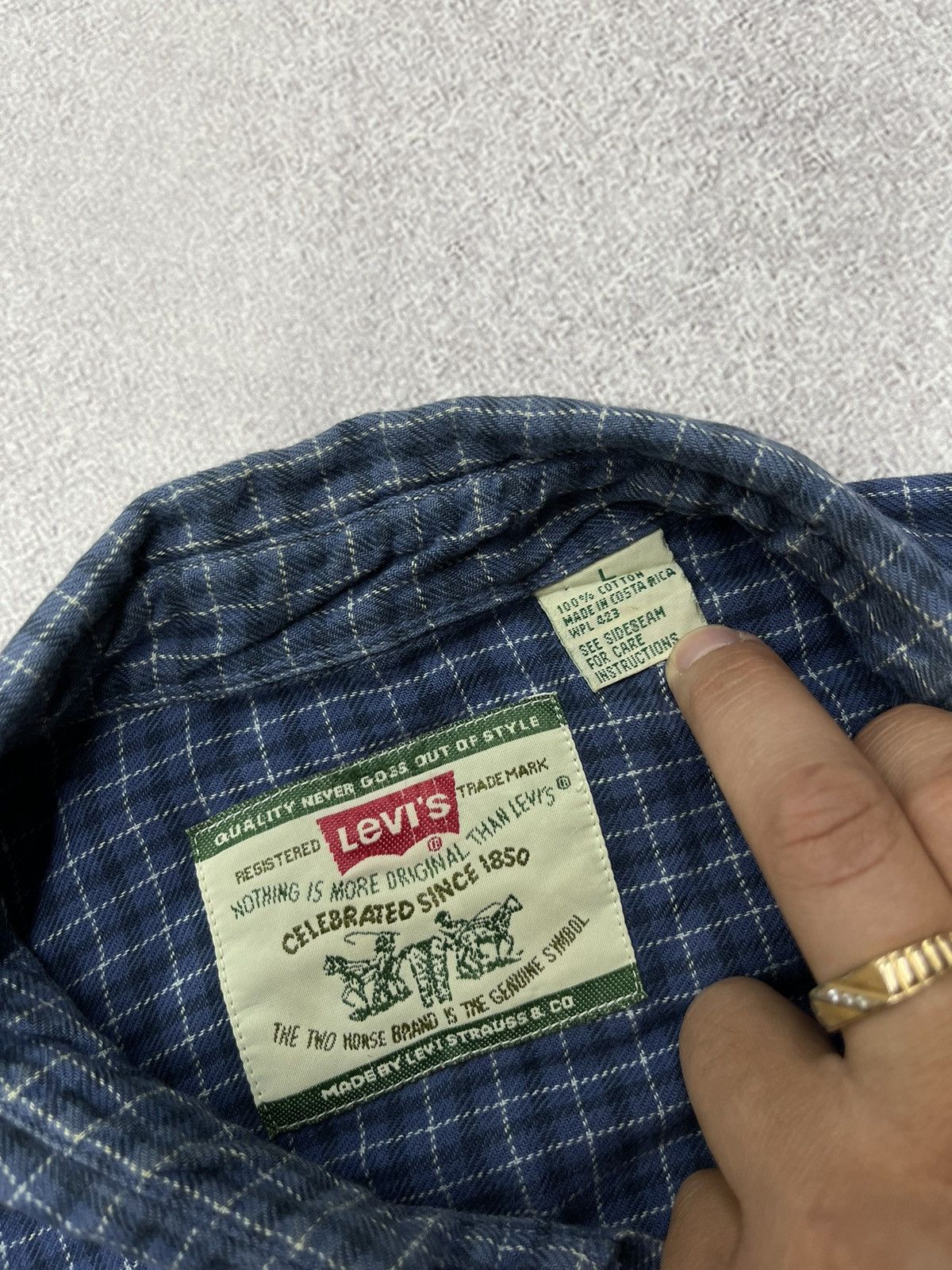 Levi's Vintage Levis Strauss Shirt Into a Cage Y2K Size US XL / EU 56 / 4 - 8 Thumbnail