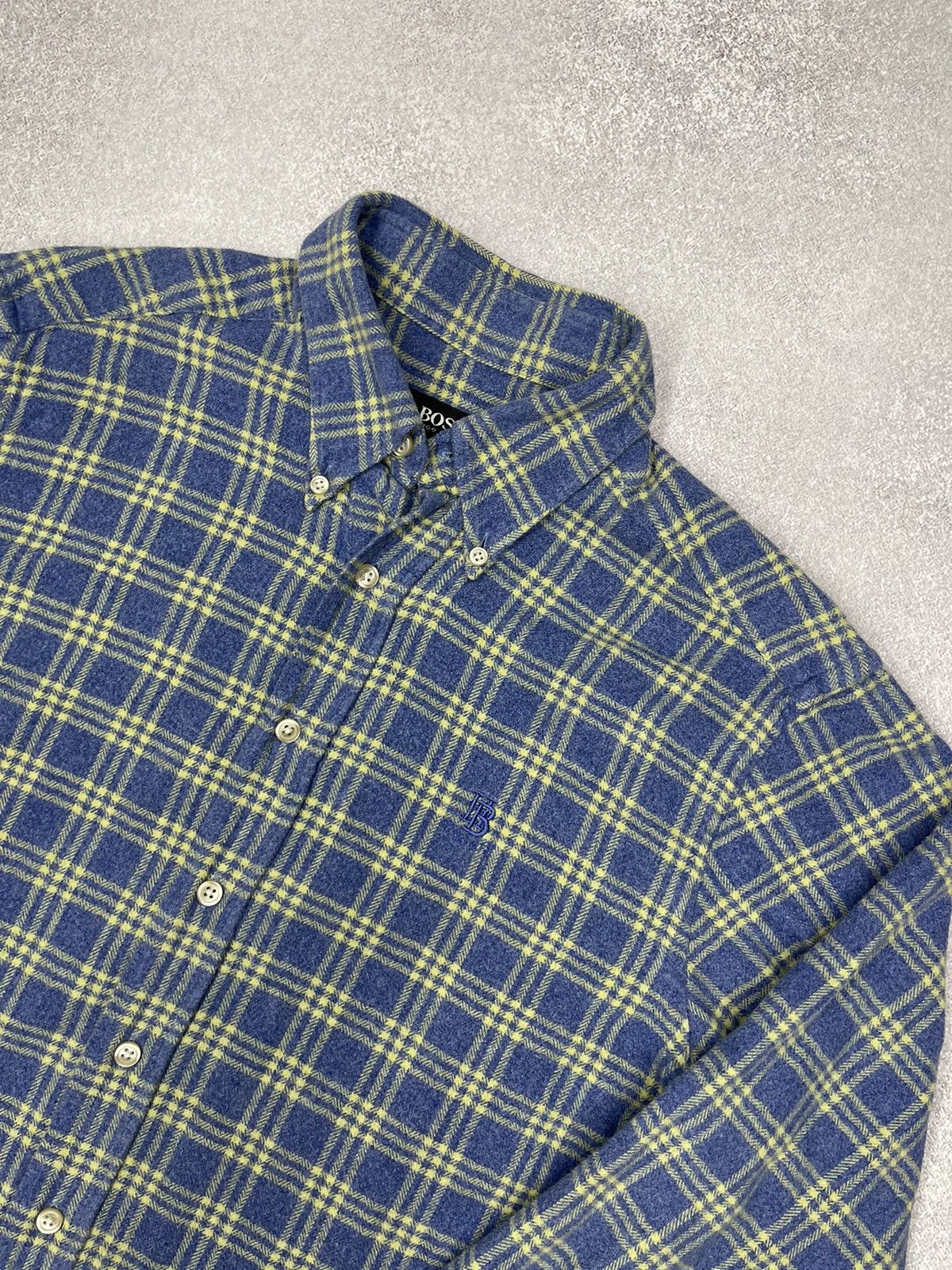 Hugo Boss Vintage Hugo Boss Shirt Into a Cage Blue Y2K Size L Size US L / EU 52-54 / 3 - 4 Thumbnail