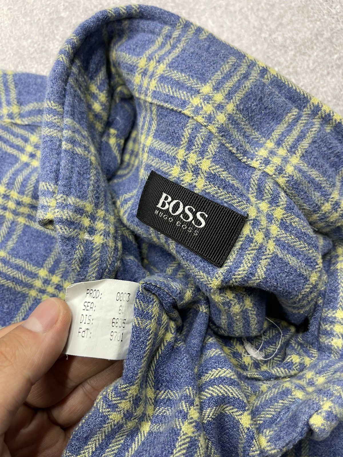 Hugo Boss Vintage Hugo Boss Shirt Into a Cage Blue Y2K Size L Size US L / EU 52-54 / 3 - 6 Thumbnail