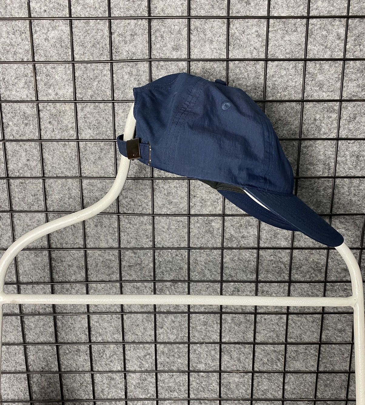 Nike Nike Streetwear Swoosh Logo Adjustable Cap Hat Size OS Size ONE SIZE - 3 Thumbnail