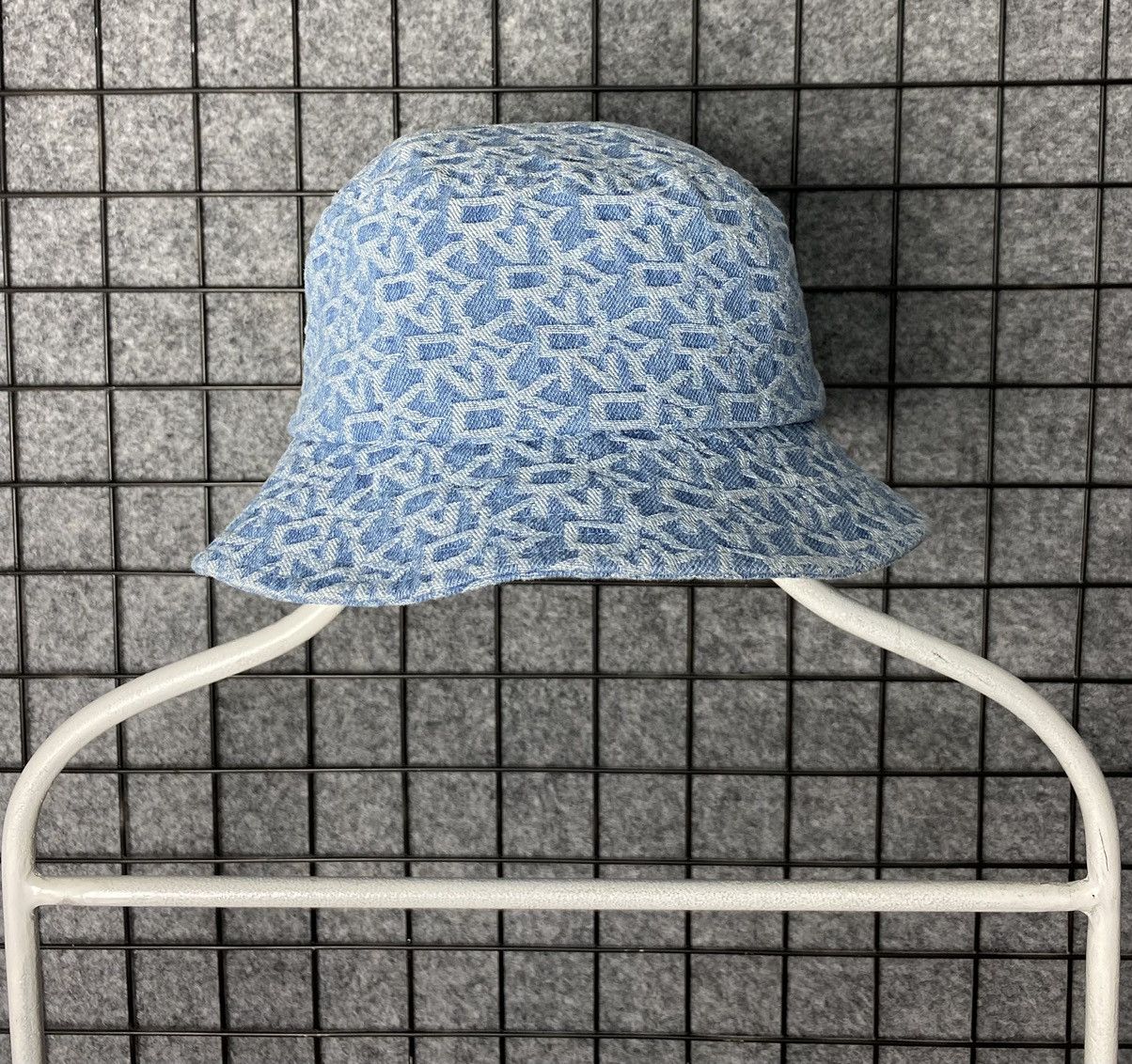 DKNY DKNY Streetwear Monogram Logo Denim Bucket Hat Size OS Size ONE SIZE - 4 Thumbnail
