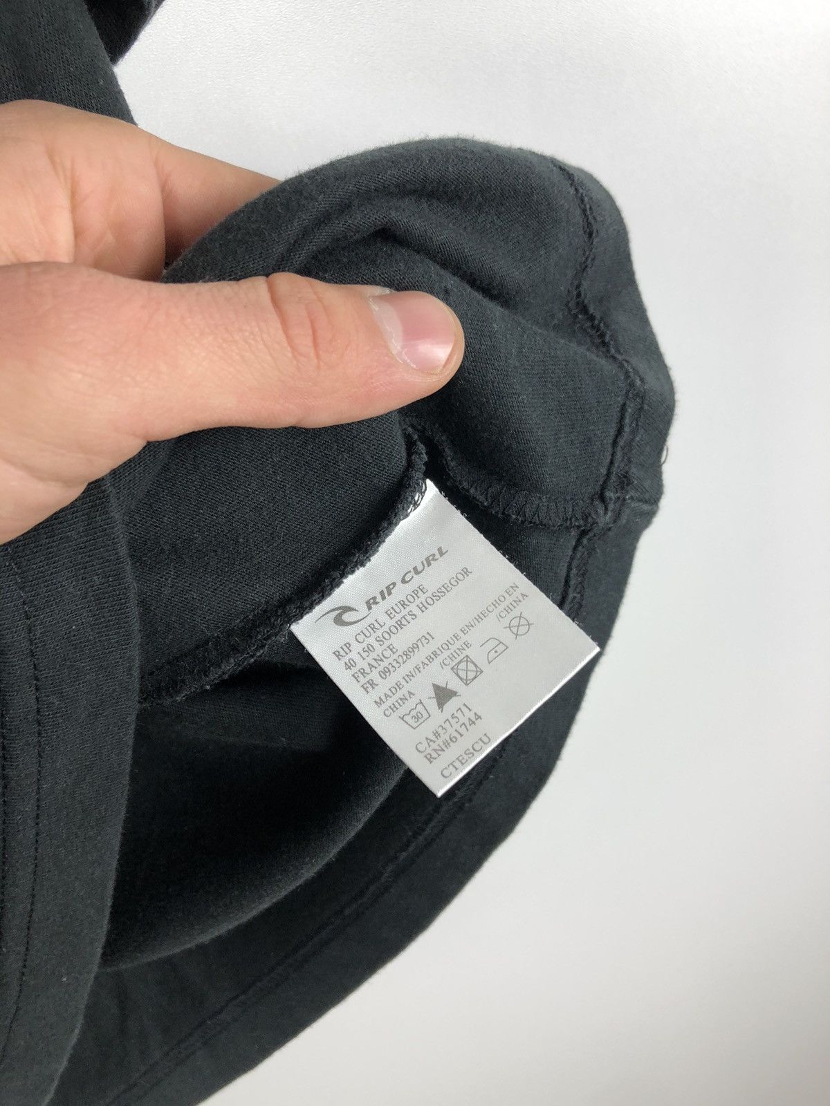 Rip Curl Vintage Rip Curl Surfer Style T-Shirt Black Size M Size US M / EU 48-50 / 2 - 6 Thumbnail