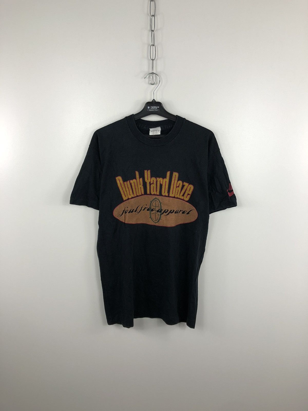 Nike × Vintage Vintage 90s Nike T-Shirt “Dunk Yard Daze” Basketball Size S Size US S / EU 44-46 / 1 - 1 Thumbnail