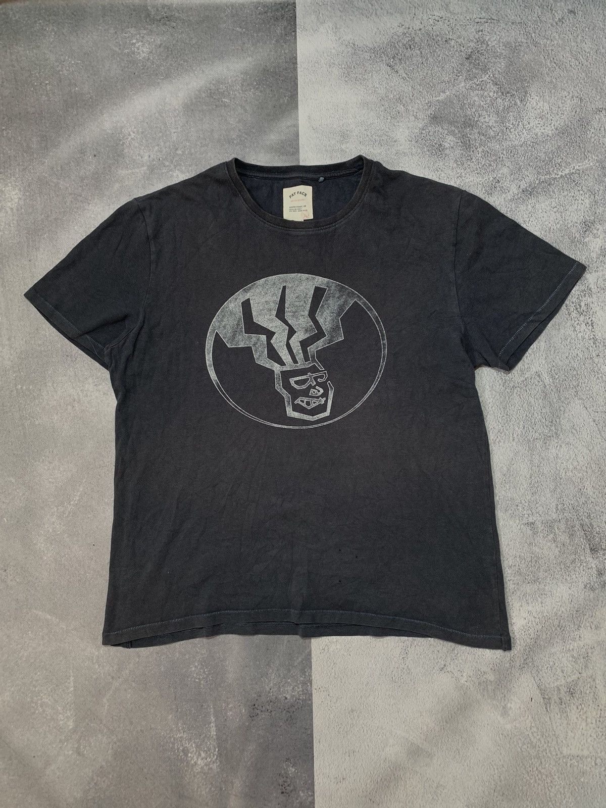 Vintage Vintage Y2K Fat Face sun faded tee big logo size L Size US L / EU 52-54 / 3 - 1 Thumbnail