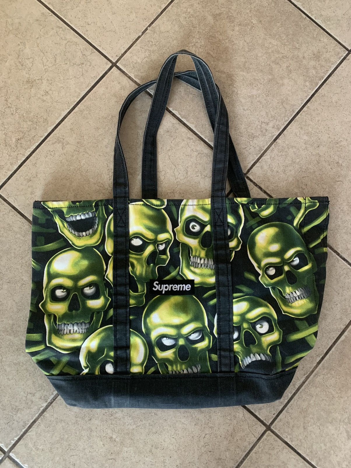 image of Supreme Skull Pile Tote Bag Ss18 in Black, Men's
