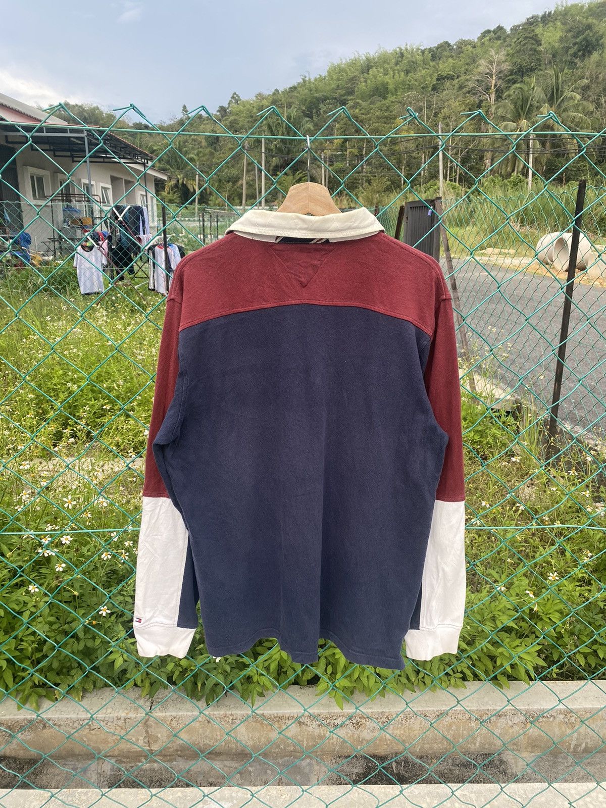 Tommy Hilfiger Tommy Hilfiger Sun Faded Long Sleeve Rugby Size US XL / EU 56 / 4 - 2 Thumbnail