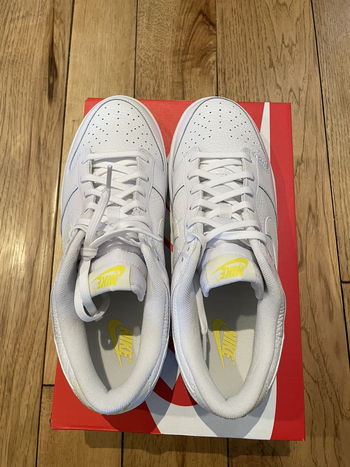 Nike Nike Dunk Low Yellow Heart W 2023 Size US 9 / EU 42 - 5 Thumbnail