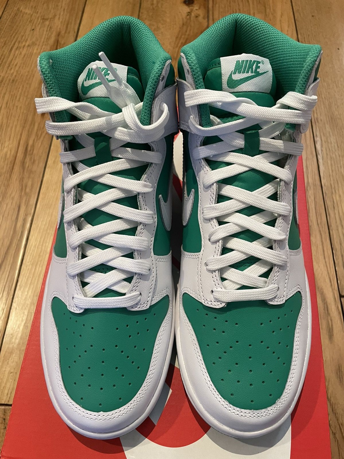 Nike Nike Dunk High Stadium Green Pine 2023 Size US 9 / EU 42 - 3 Thumbnail