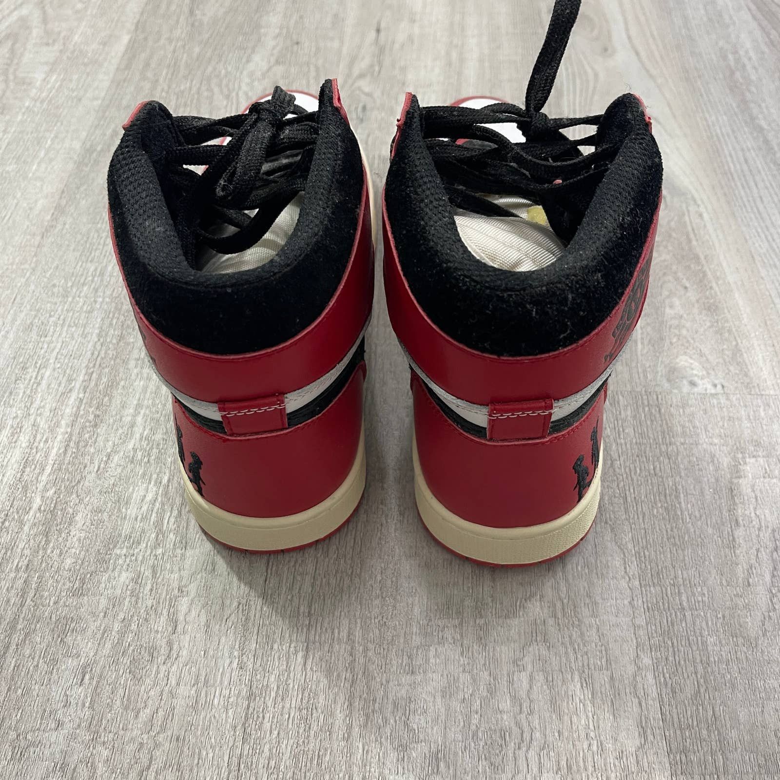 Lost Boys Archives Lost Boys Ak47 Jordan 1 Chicago Sneaker Shoes Size 41 Size US 8 / EU 41 - 5 Thumbnail