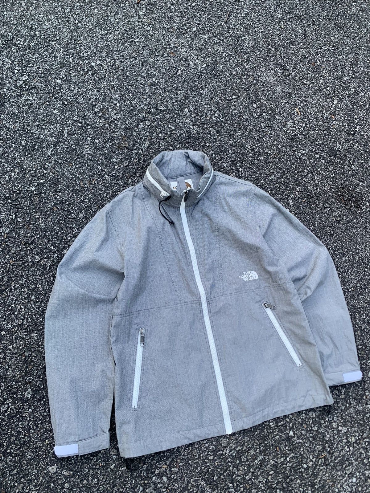 The North Face 🥷The North Face Grey Jacket (WOMAN S) Size US S / EU 44-46 / 1 - 3 Thumbnail