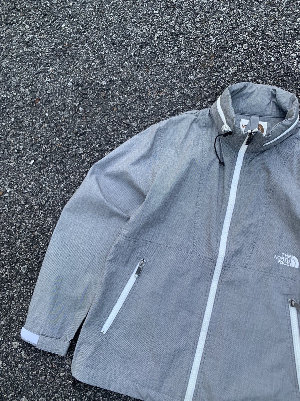 The North Face 🥷The North Face Grey Jacket (WOMAN S) Size US S / EU 44-46 / 1 - 5 Thumbnail