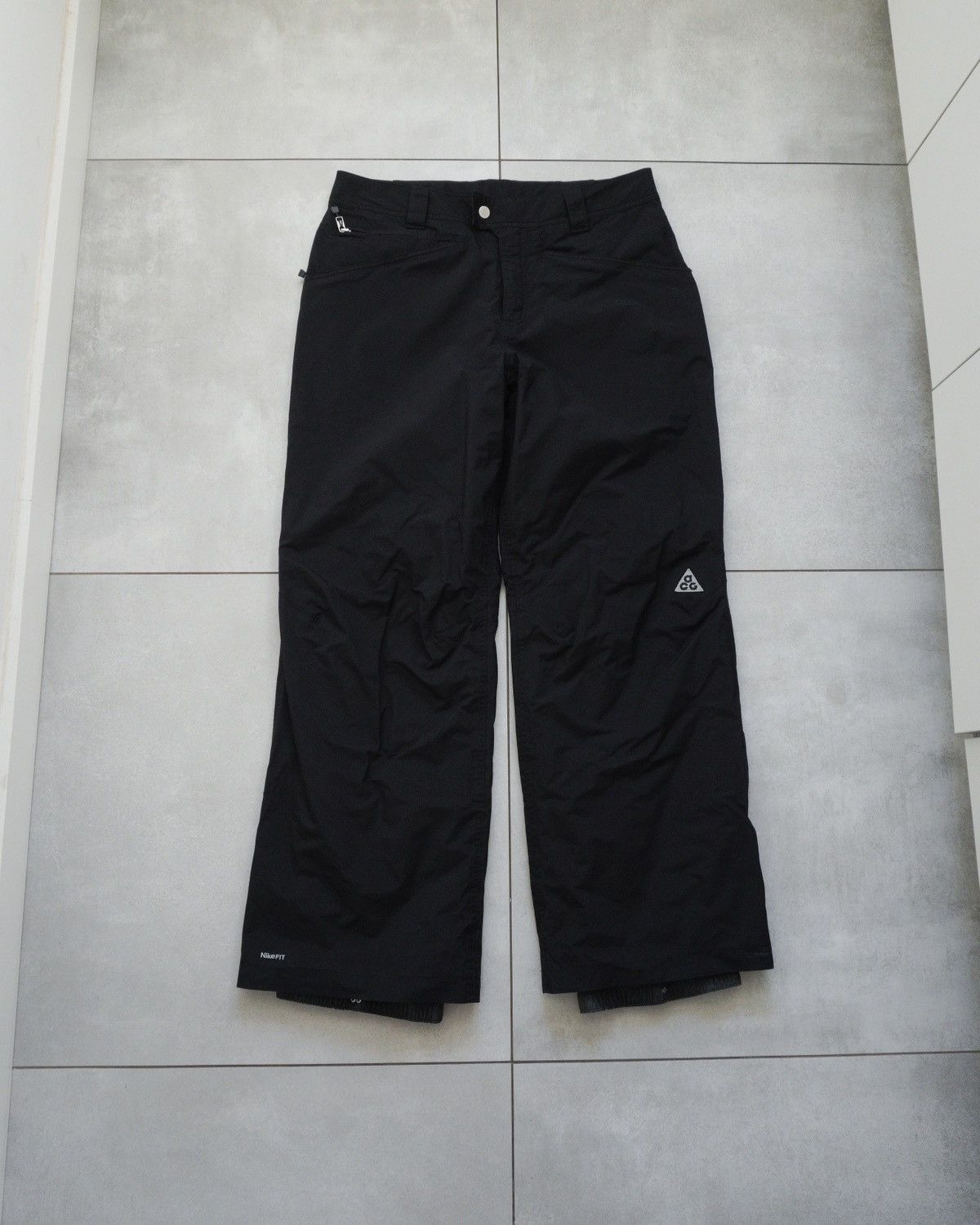 Image of Nike Acg Ski Storm Nylon Black Pants, Men's (Size 34)