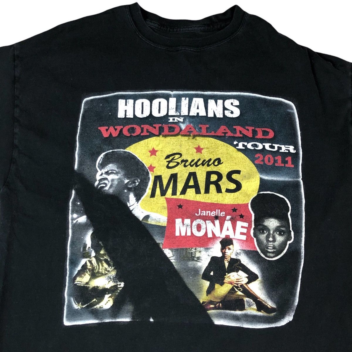 Band Tees × Hanes × Other 2011 Bruno Mars Hooligans In Wondaland Bootleg Tour Shirt XL Size US XL / EU 56 / 4 - 5 Thumbnail