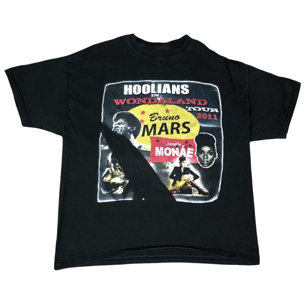 Band Tees × Hanes × Other 2011 Bruno Mars Hooligans In Wondaland Bootleg Tour Shirt XL Size US XL / EU 56 / 4 - 4 Thumbnail