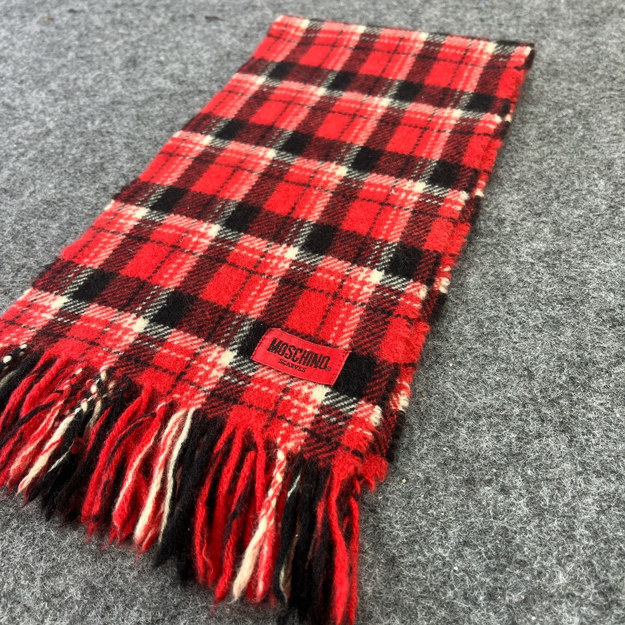 Vintage MOSCHINO SCARVES / MUFFLER / NECKWEAR T373 Size ONE SIZE - 5 Thumbnail