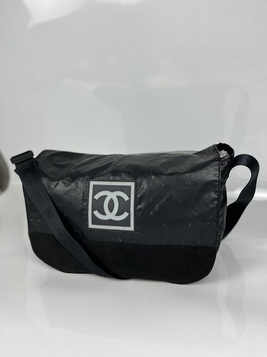 Chanel messenger bag online mens