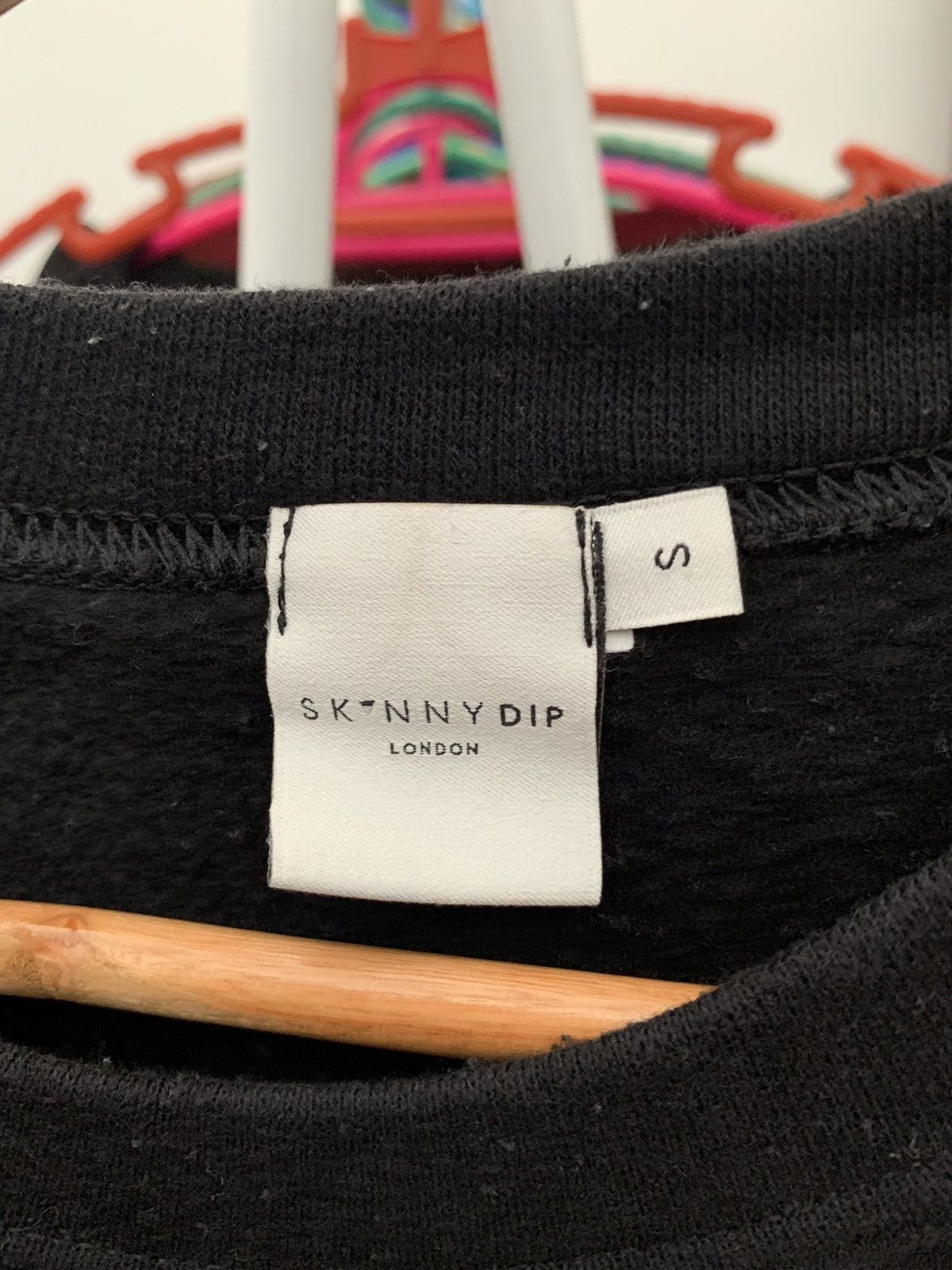 Japanese Brand Vintage Art Japanese Brand Sweater Big Logo Size US S / EU 44-46 / 1 - 3 Thumbnail
