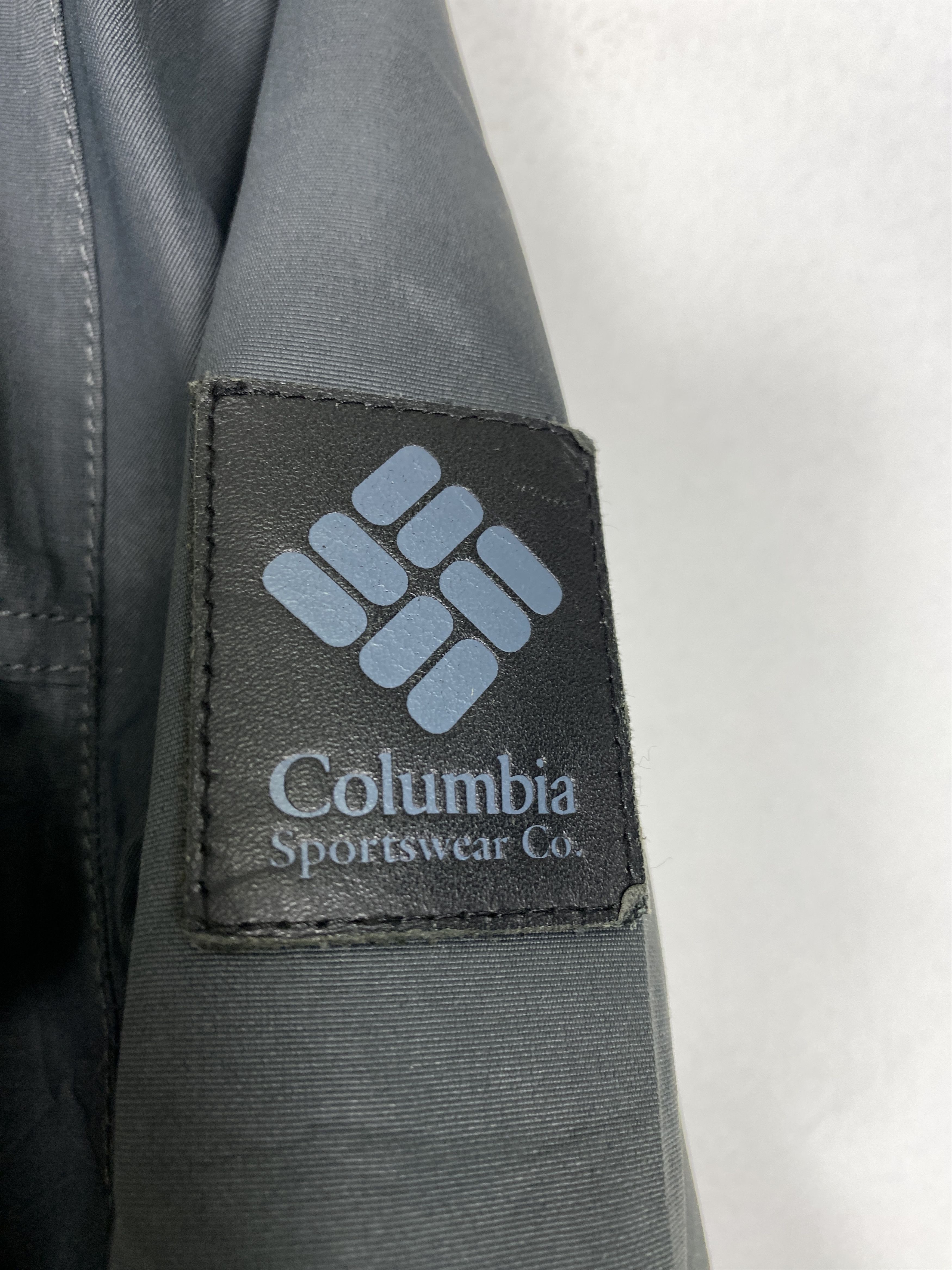 Columbia Vintage COLUMBIA Hoodie Multi Pocket Plain Canvas Jacket Size US M / EU 48-50 / 2 - 13 Thumbnail
