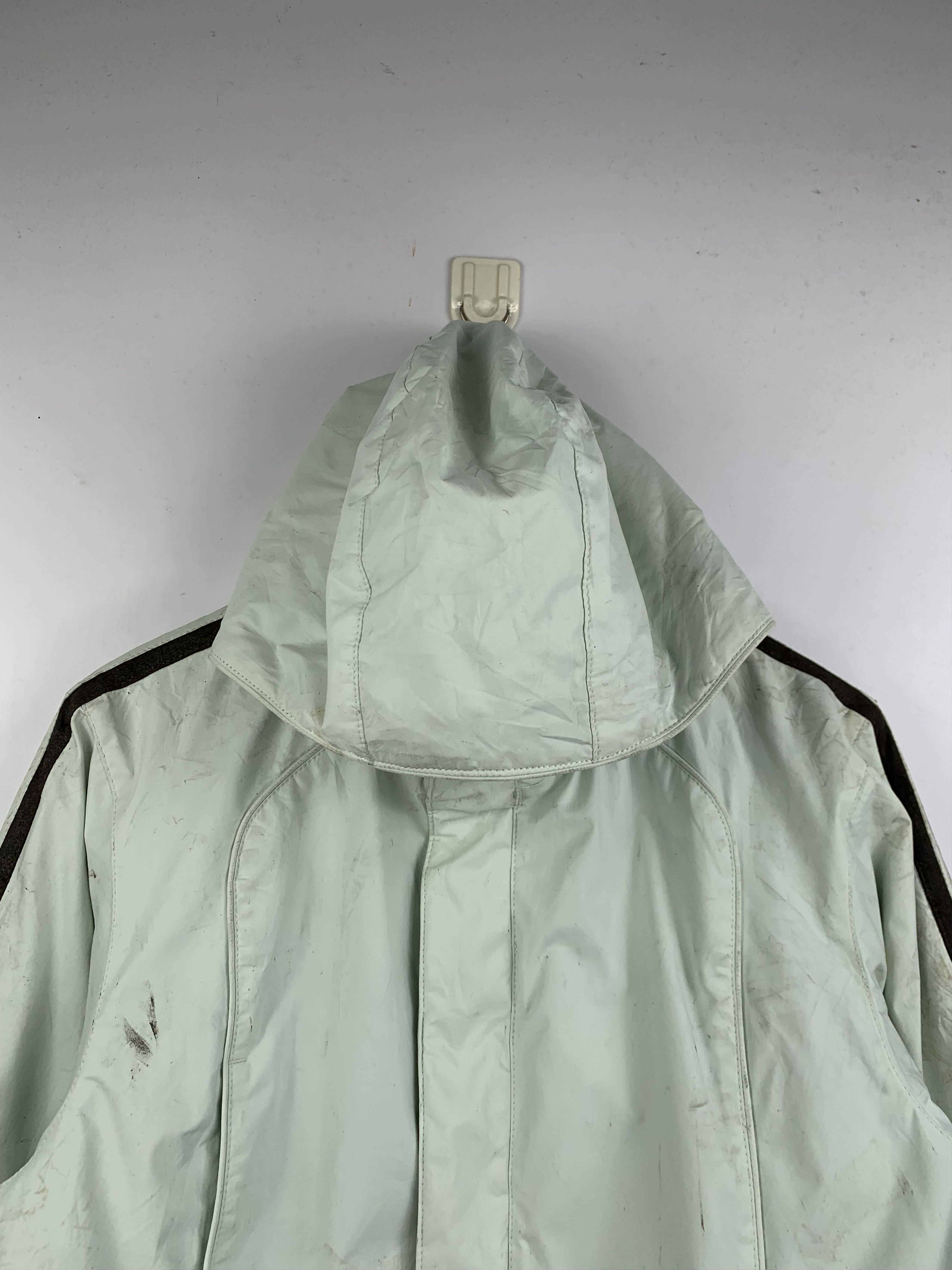 Ellesse Vintage Ellesse Hoodie Zip Up Light Jacket Size US M / EU 48-50 / 2 - 3 Thumbnail