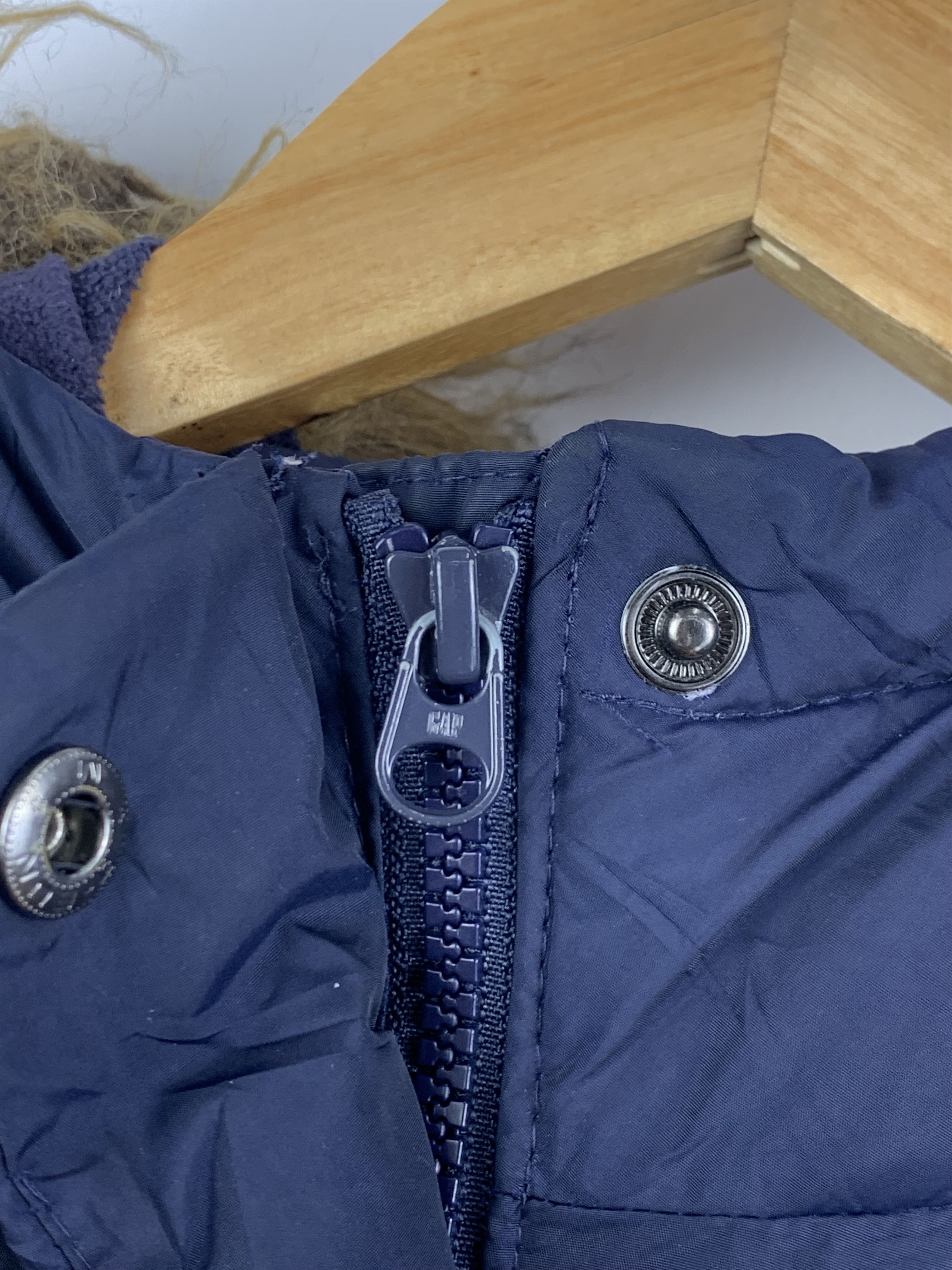 Gap Vintage GAP Sherpa Hoodie Zip Up Puffer Jacket Size US S / EU 44-46 / 1 - 10 Thumbnail