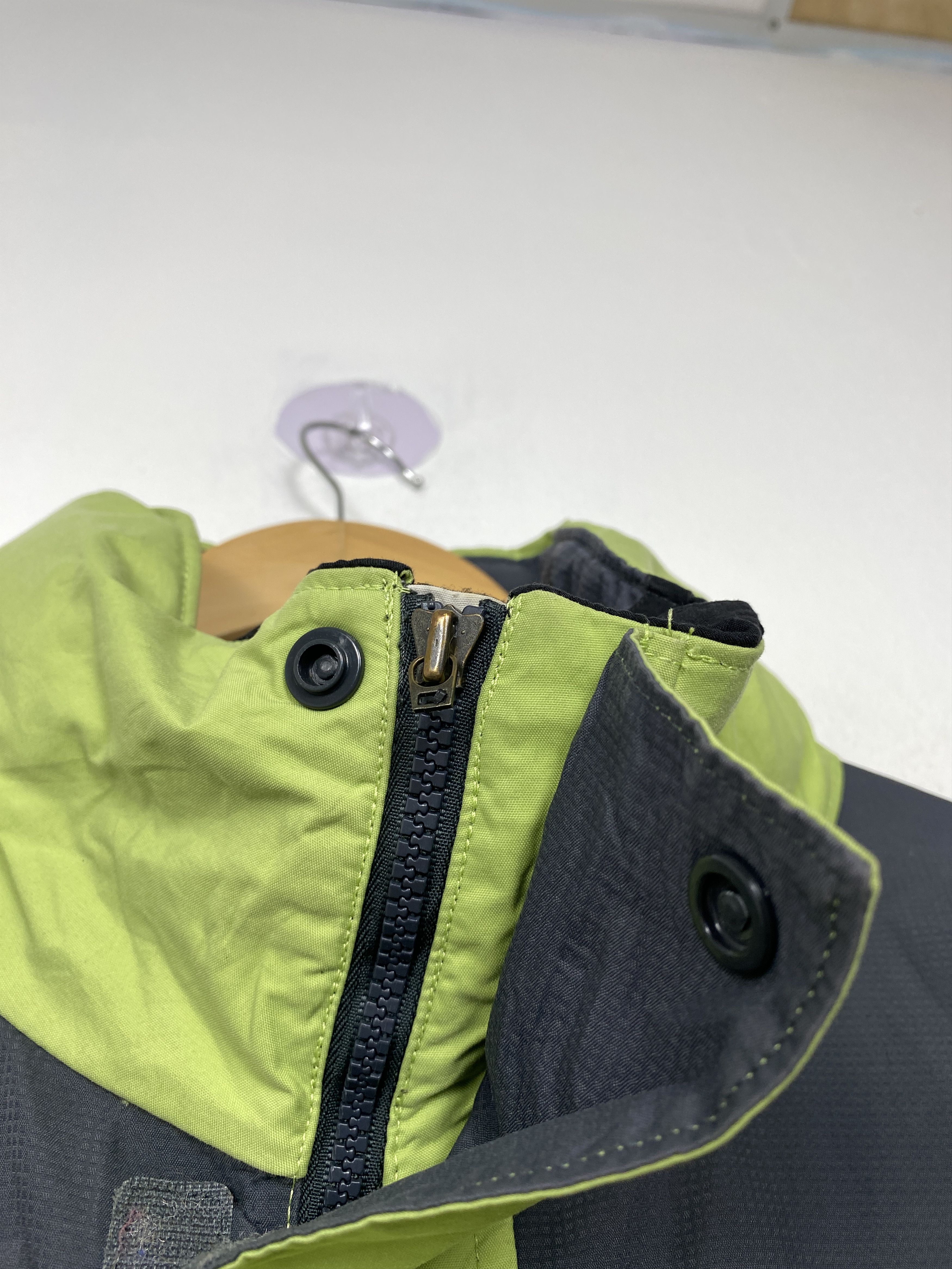 Columbia Vintage COLUMBIA Zip Up Green Light Jacket Size US M / EU 48-50 / 2 - 9 Thumbnail