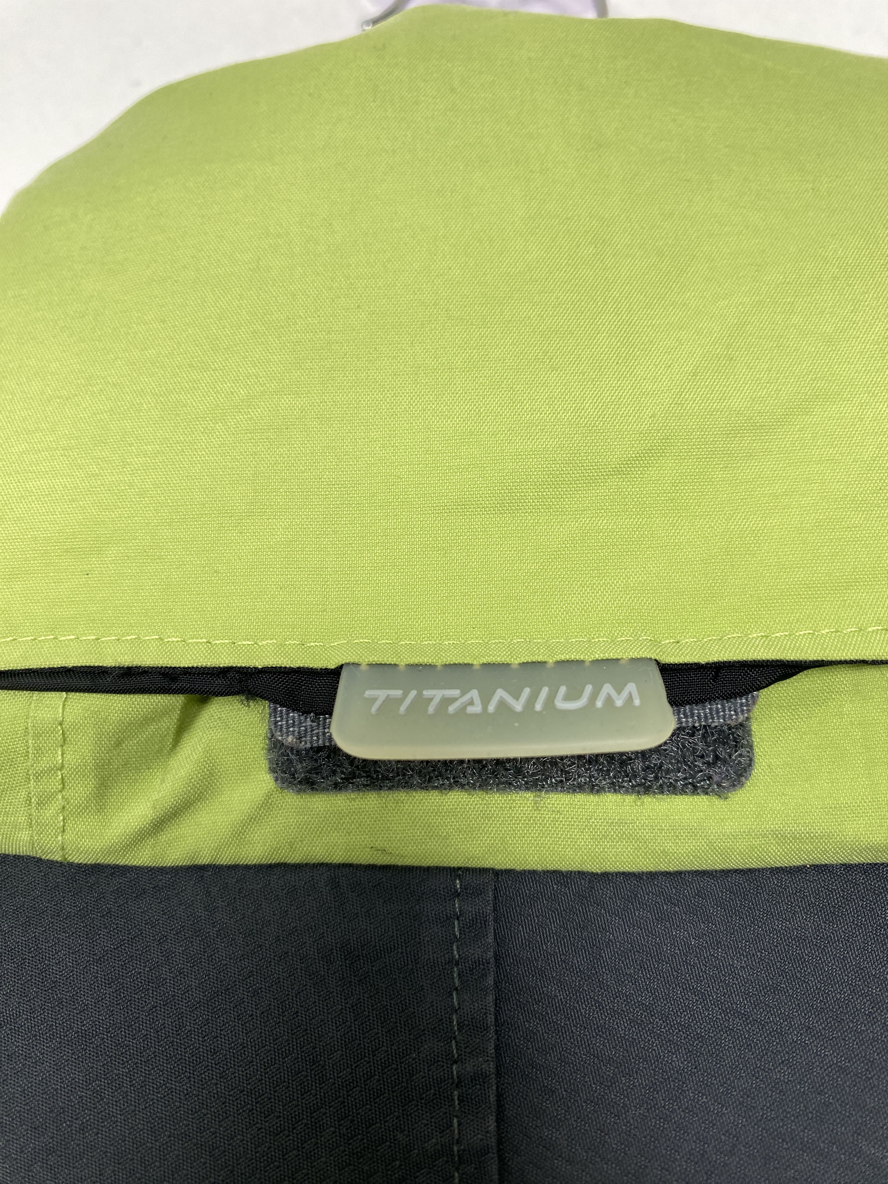 Columbia Vintage COLUMBIA Zip Up Green Light Jacket Size US M / EU 48-50 / 2 - 16 Thumbnail