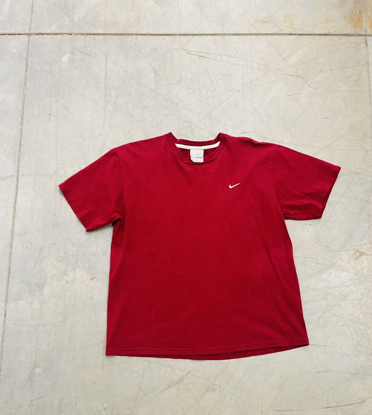 Nike × Vintage 💰 VINTAGE NIKE MINI SWOOSH Y2K FADED TEE T-SHIRT 90’S Size US M / EU 48-50 / 2 - 1 Thumbnail