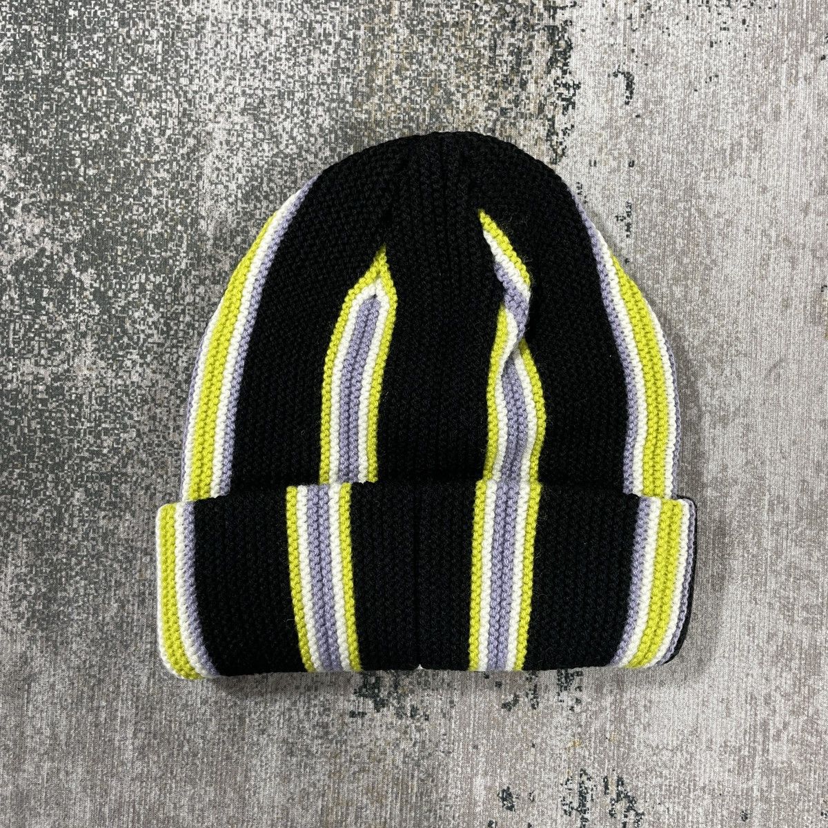 Japanese Brand VERTICAL STUSSY LOGO BEANIE - BLACK Size ONE SIZE - 2 Thumbnail
