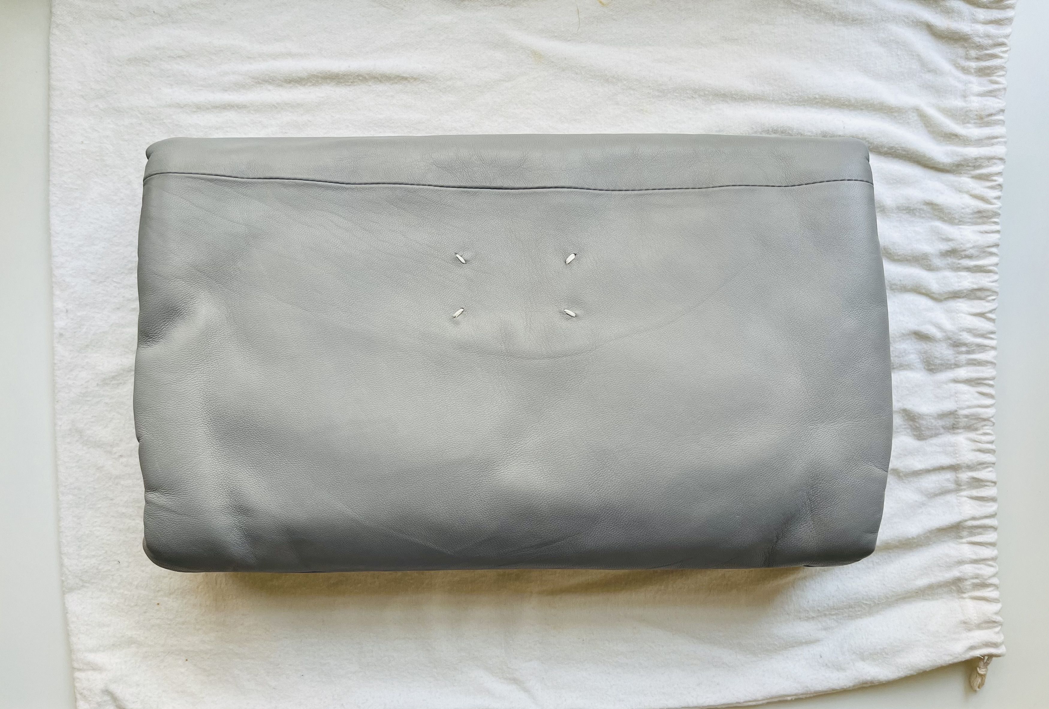 Maison Margiela MARTIN MARGIELA 2011 PRE-FALL OVERSIZED PILLOW CLUTCH Size ONE SIZE - 2 Thumbnail