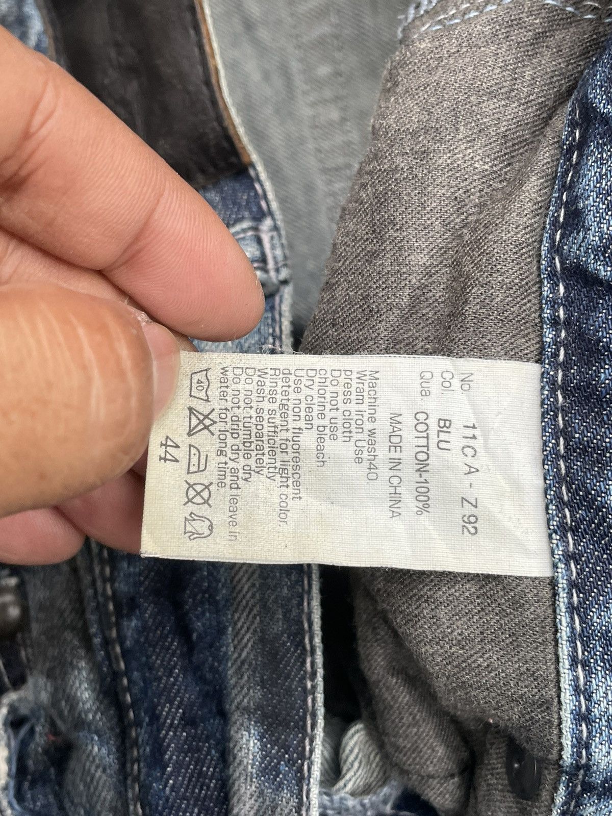 Japanese Brand Japanese CavariA Distresed Denim Size US 31 - 19 Thumbnail