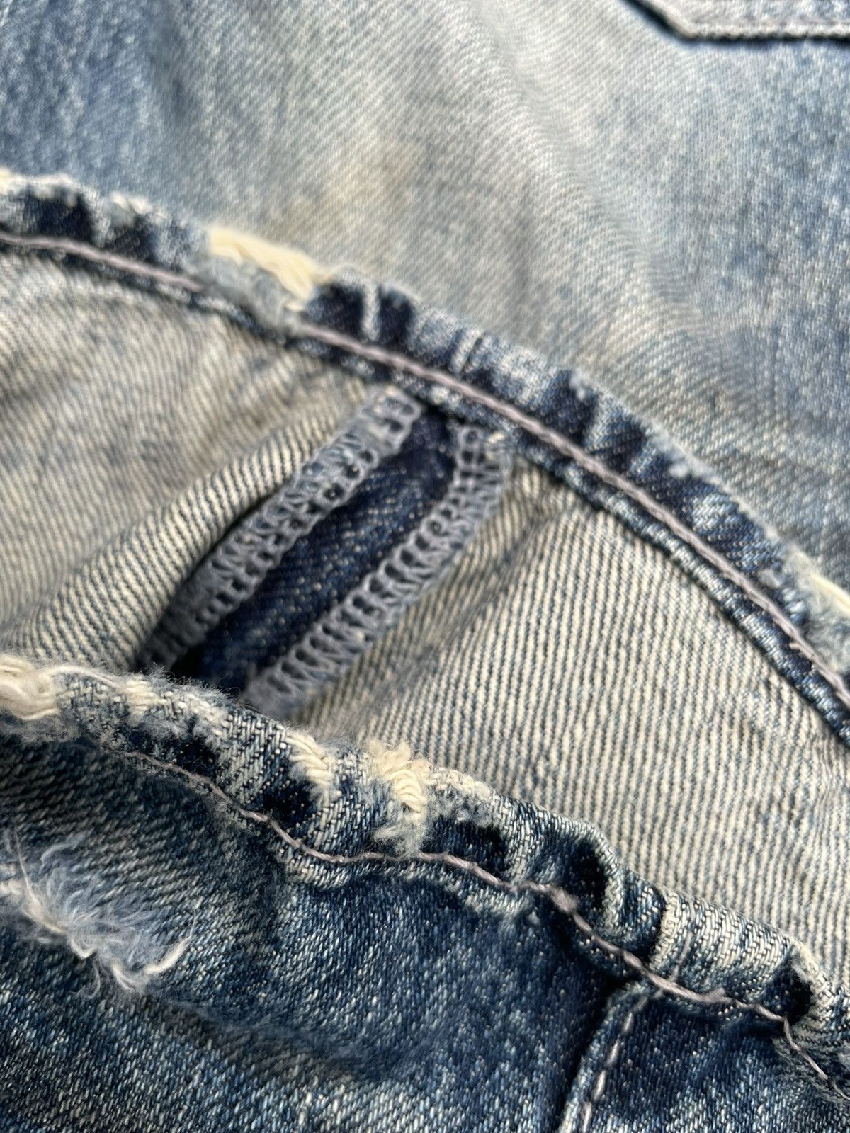 Japanese Brand Japanese CavariA Distresed Denim Size US 31 - 17 Thumbnail
