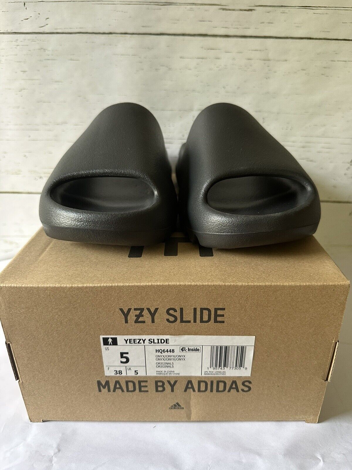 Men's Women's Onyx Yeezy Slide Black NEW 350 v2 500 700
