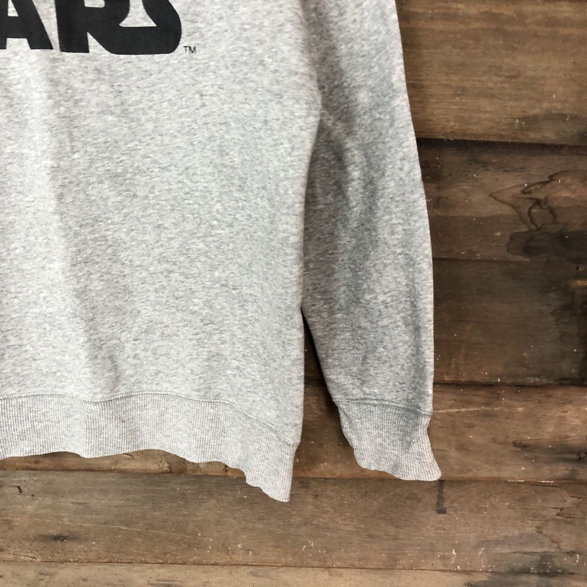 GU × Star Wars Star Wars Grey Sweathshirt vintage #5507 Size US S / EU 44-46 / 1 - 5 Thumbnail