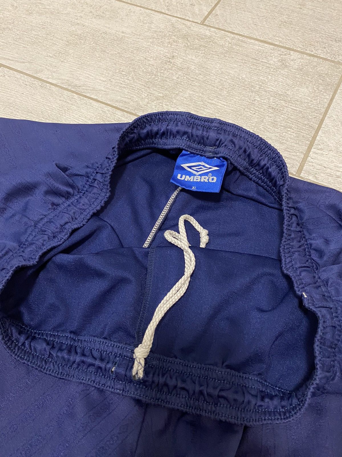 Umbro × Vintage Umbro Vintage Monogram Navy Soccer Men’s Shorts Size US 34 / EU 50 - 8 Thumbnail