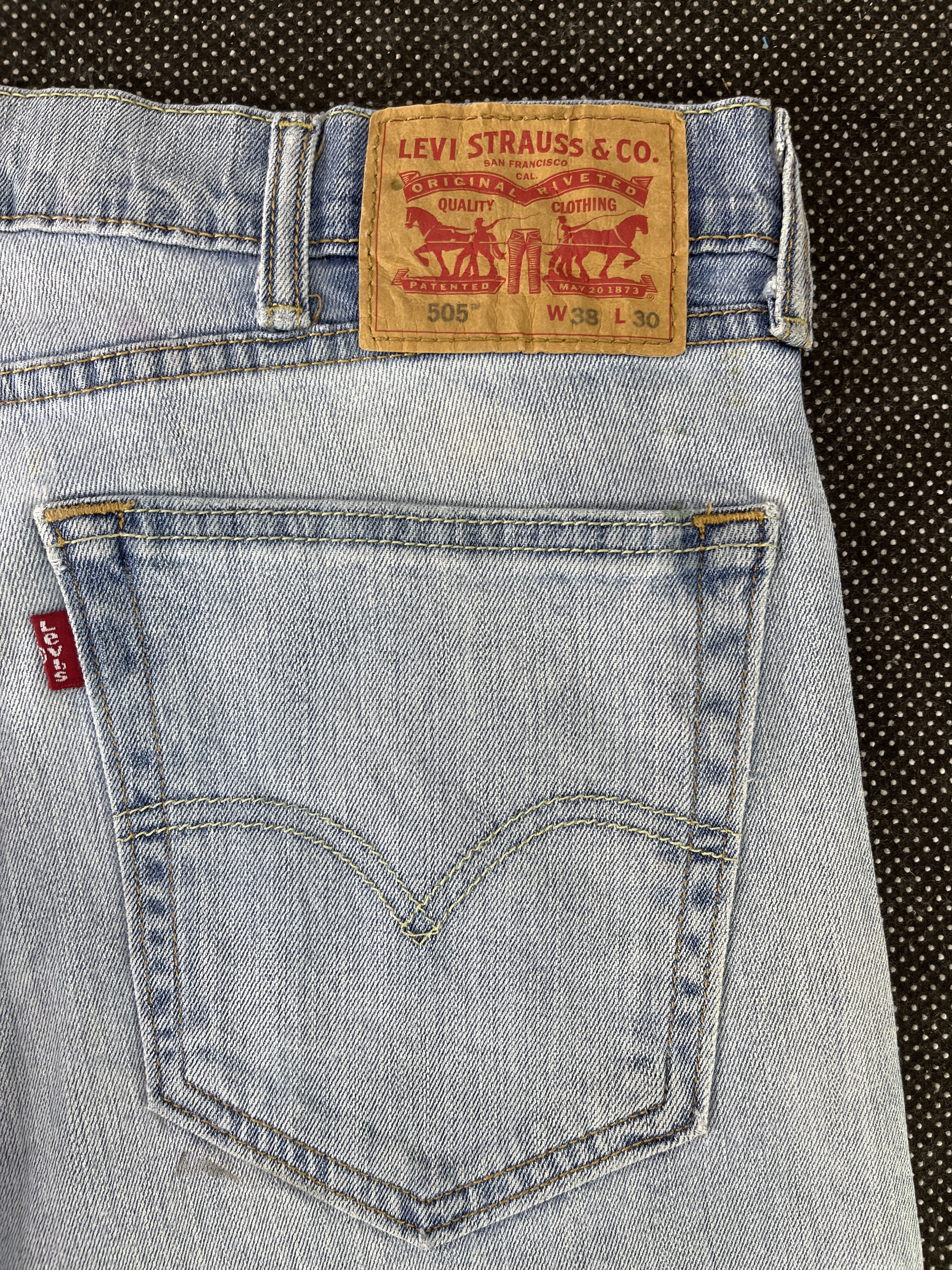 Levi's Vintage Levis 505 Light Wash Jeans - J344 Size US 39 - 10 Thumbnail