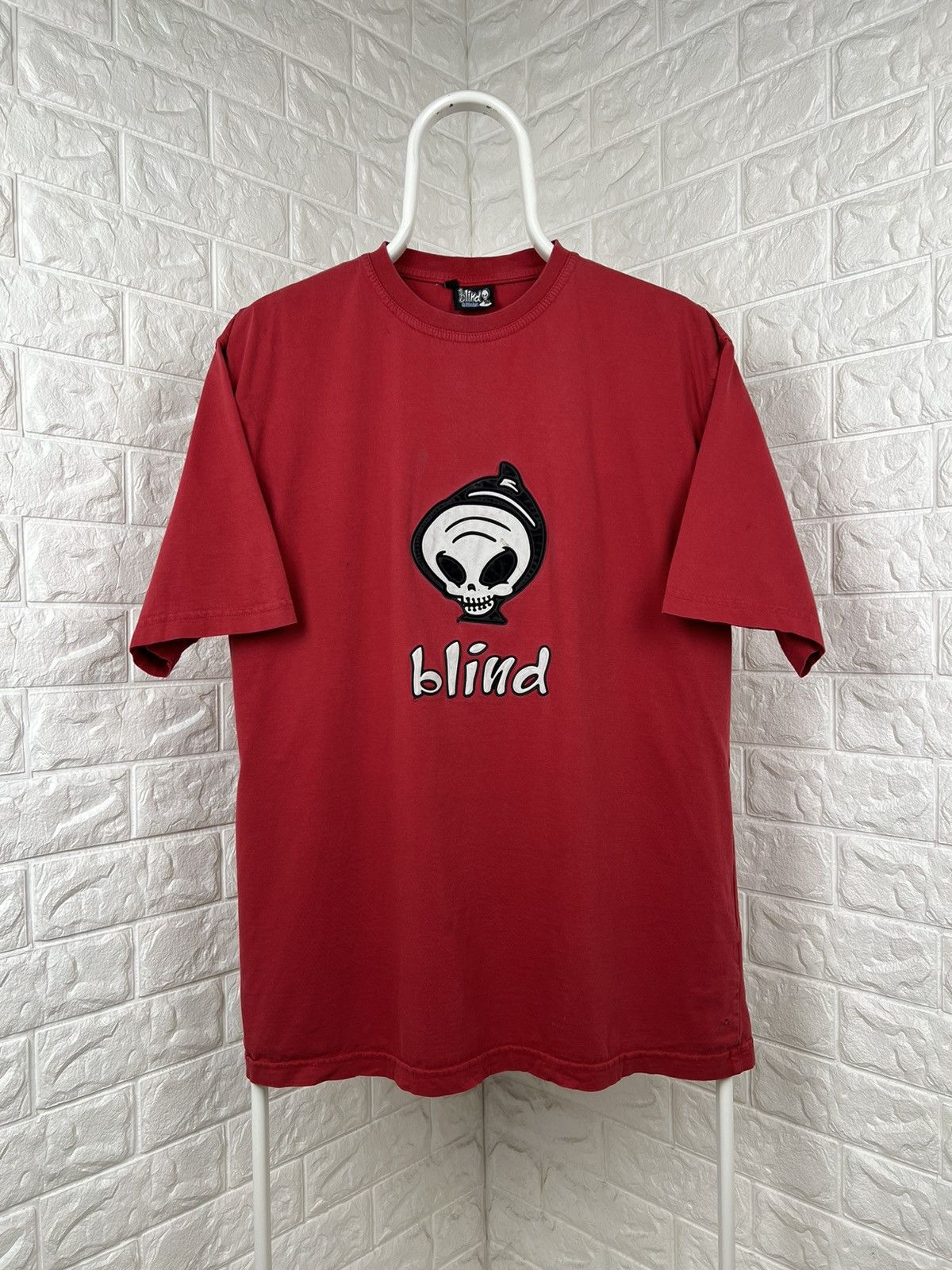Hook-Ups × Shorty's Skateboards × Vintage Vintage 90s Blind Skateboards Tee Size US L / EU 52-54 / 3 - 1 Thumbnail