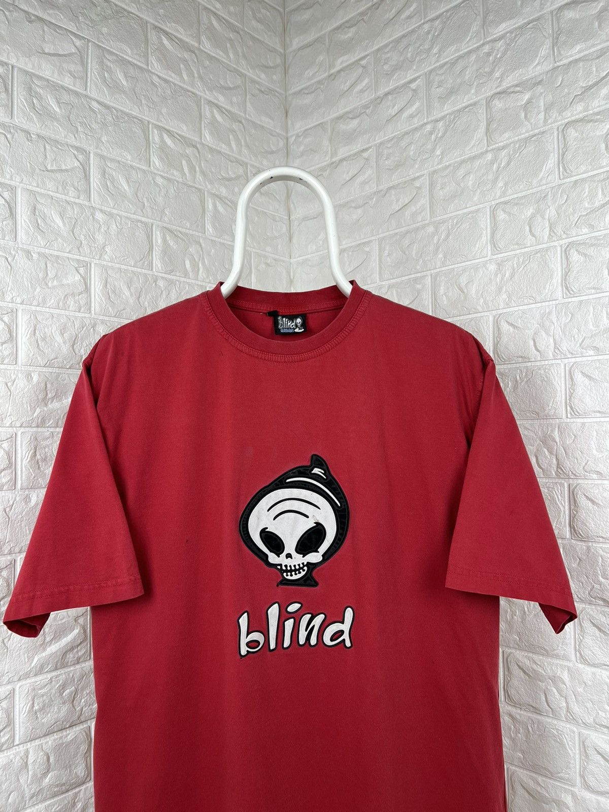 Hook-Ups × Shorty's Skateboards × Vintage Vintage 90s Blind Skateboards Tee Size US L / EU 52-54 / 3 - 2 Thumbnail