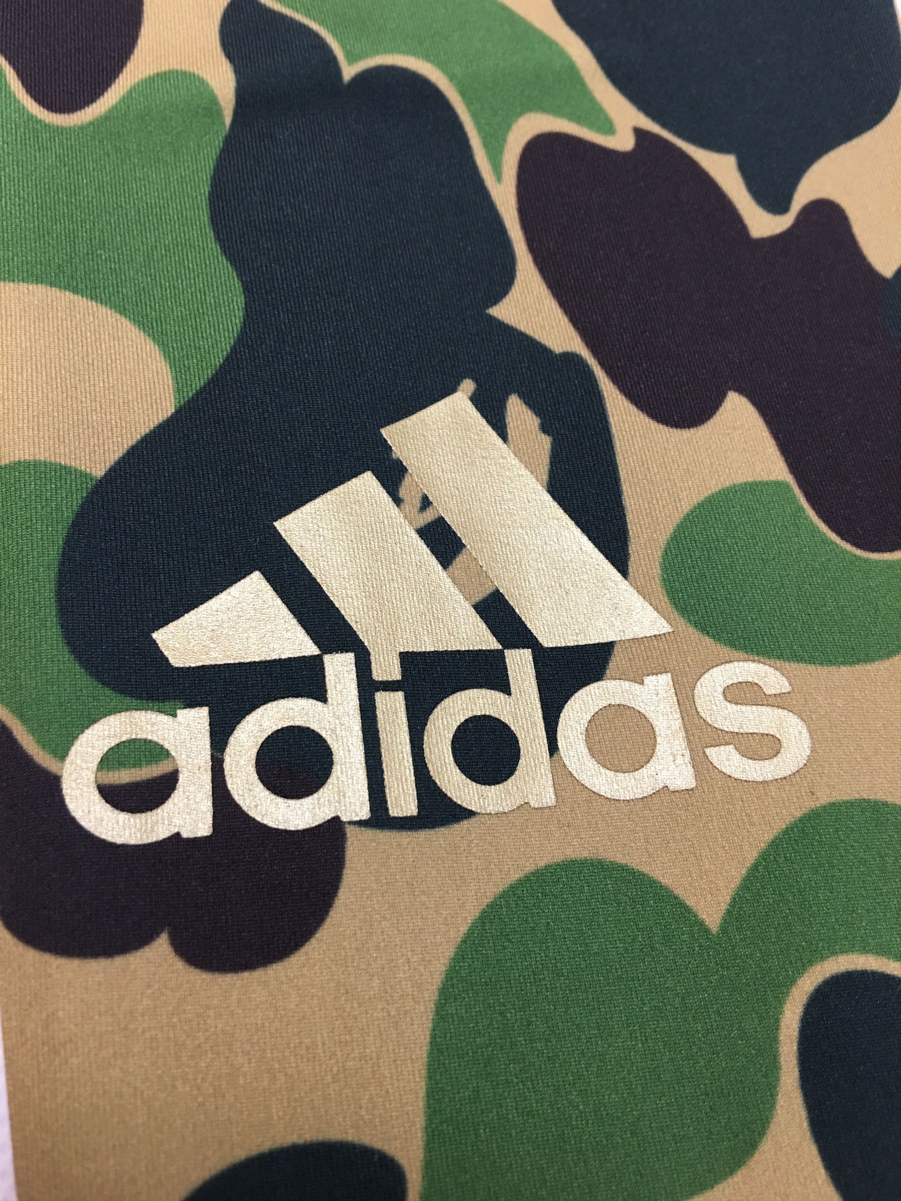Adidas × Bape Bape x Adidas Arm Sleeves Green Camouflage Size S/M Size ONE SIZE - 5 Thumbnail