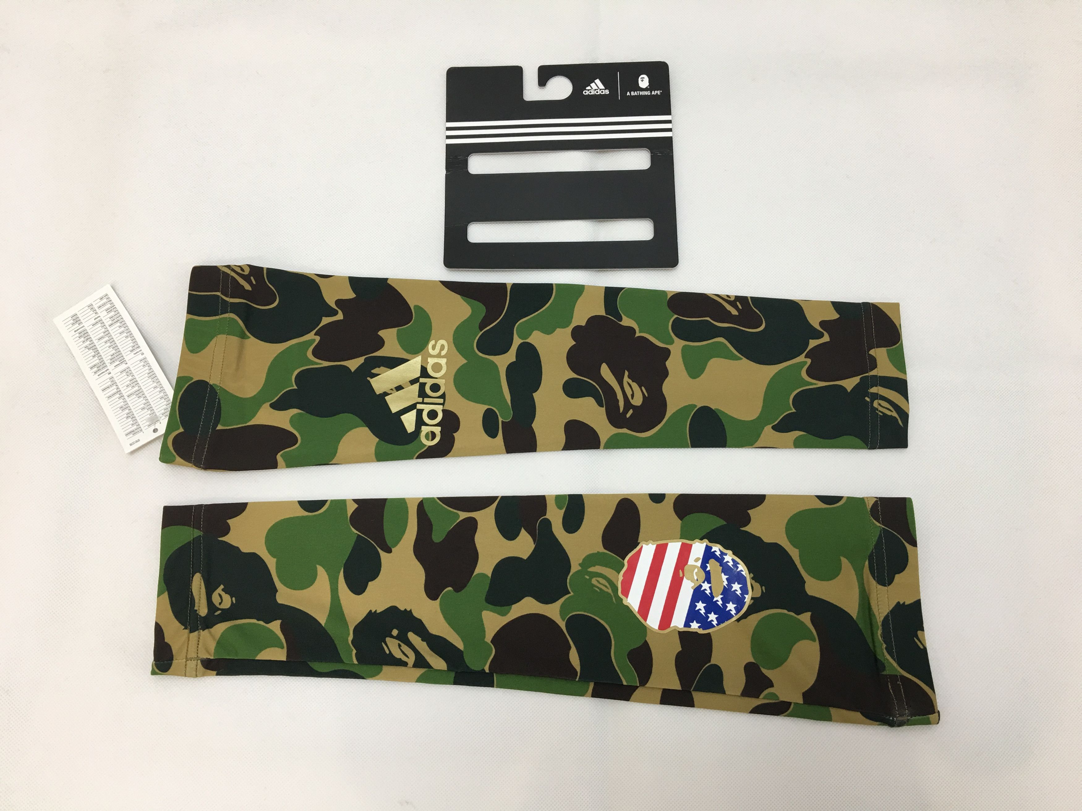Adidas × Bape Bape x Adidas Arm Sleeves Green Camouflage Size S/M Size ONE SIZE - 2 Thumbnail