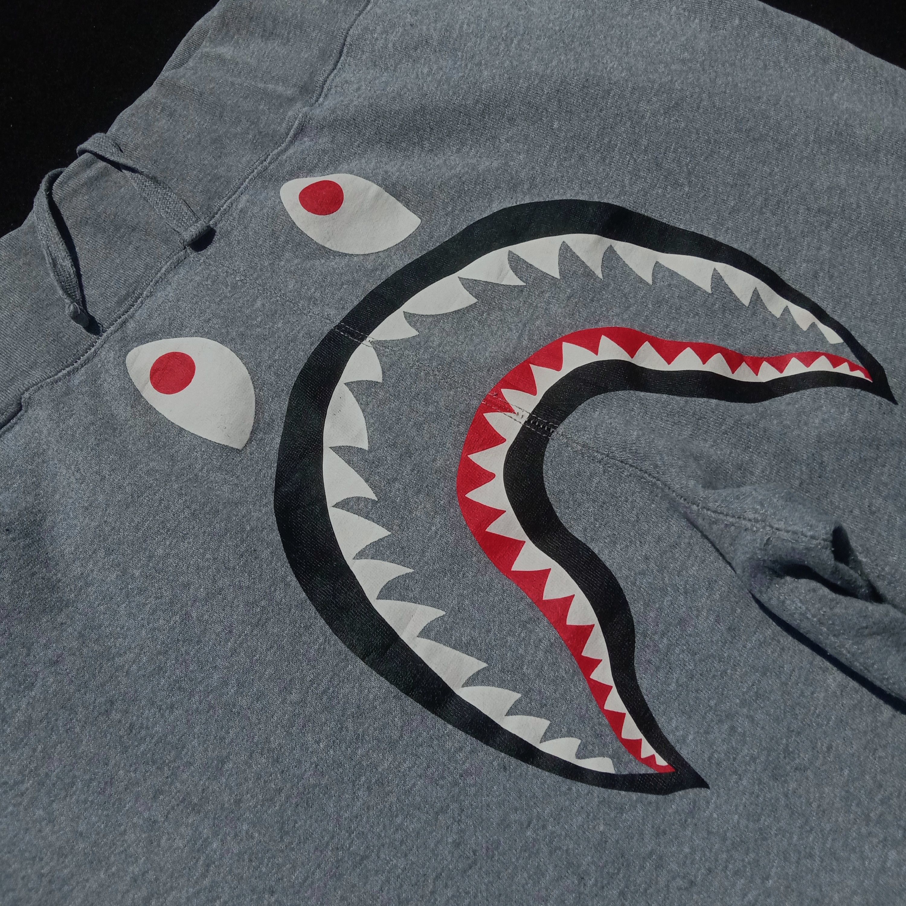Bape Shark Sweat Pants (2016) Size US 40 / EU 56 - 3 Thumbnail