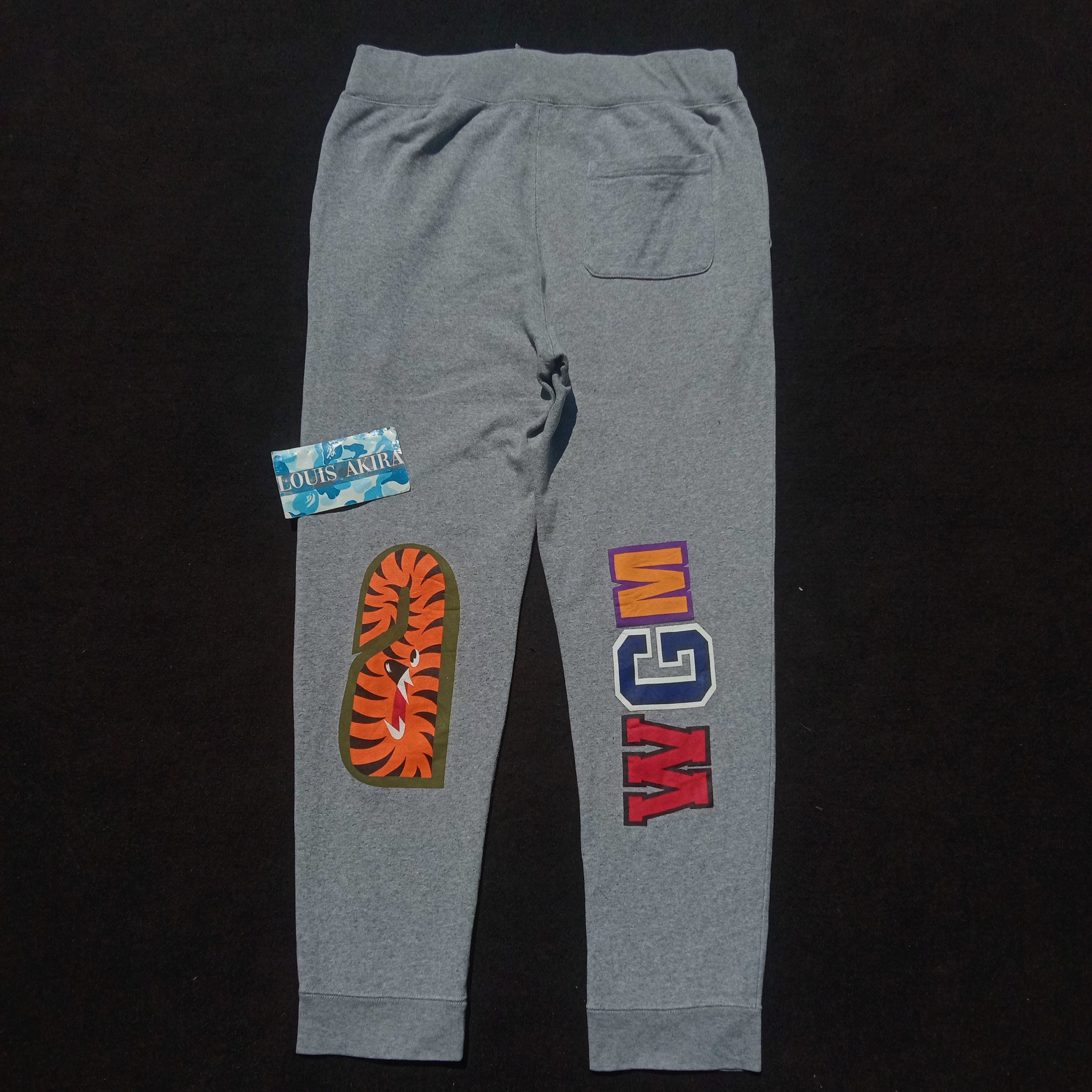 Bape Shark Sweat Pants (2016) Size US 40 / EU 56 - 4 Thumbnail