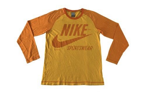 Nike Hype Nike Usa Sportswear Big Swoosh Logo Unisex Tee Size US S / EU 44-46 / 1 - 1 Thumbnail