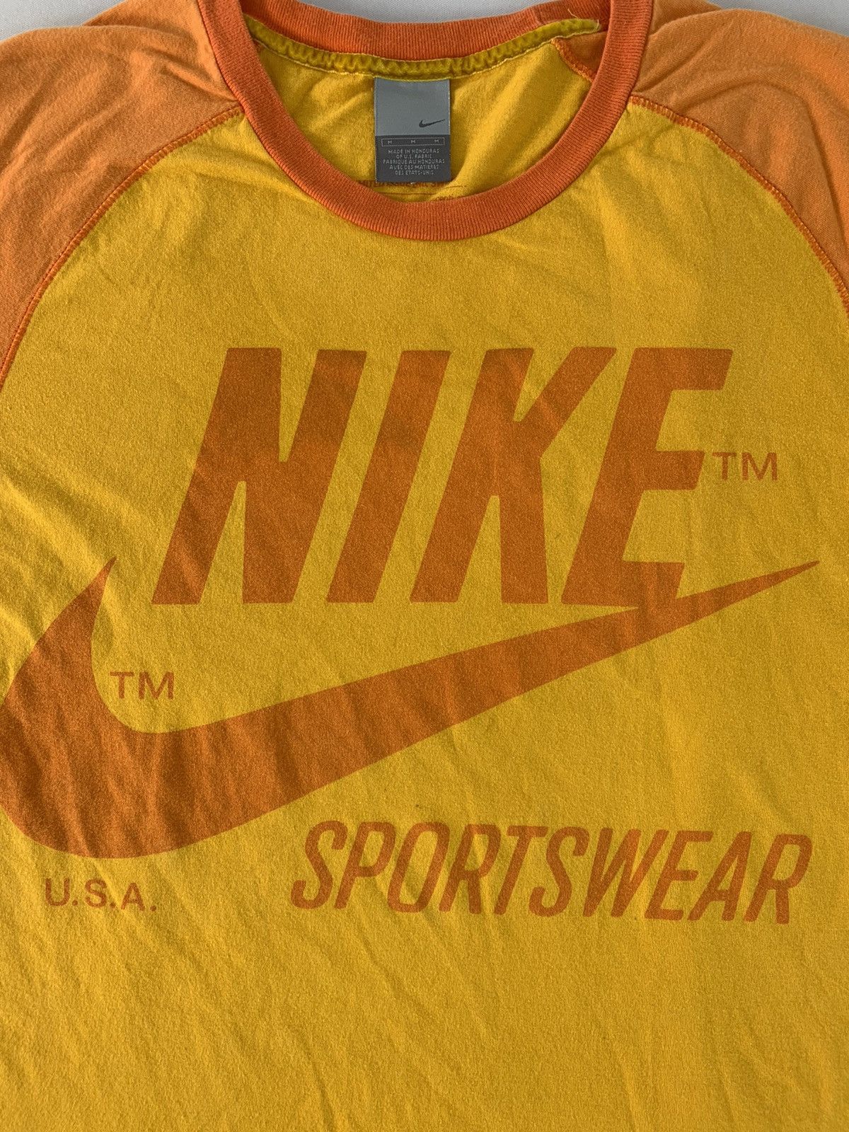 Nike Hype Nike Usa Sportswear Big Swoosh Logo Unisex Tee Size US S / EU 44-46 / 1 - 4 Thumbnail