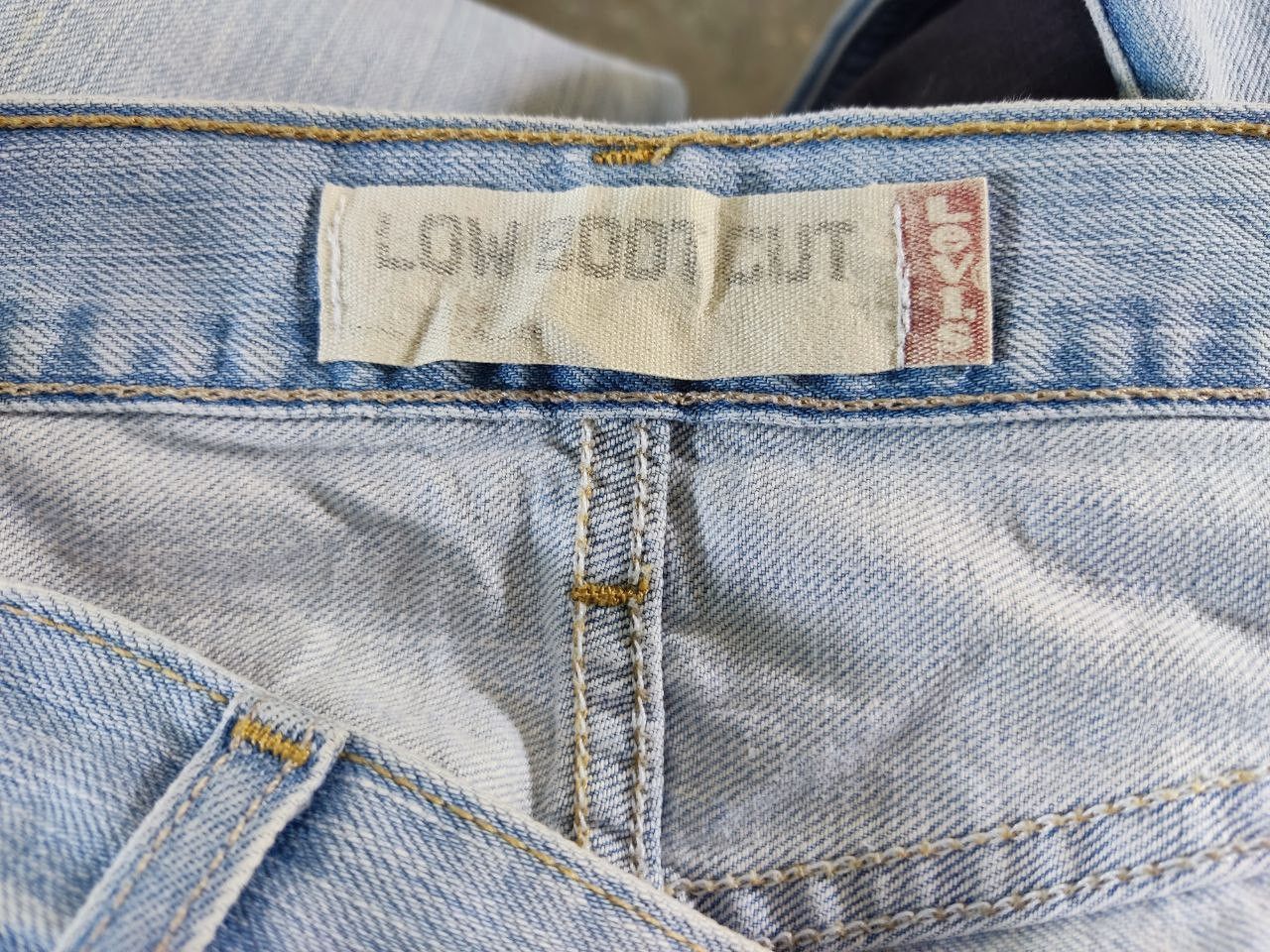 Levi's vintage levis 527 low bootcut flare denim Size US 33 - 6 Thumbnail