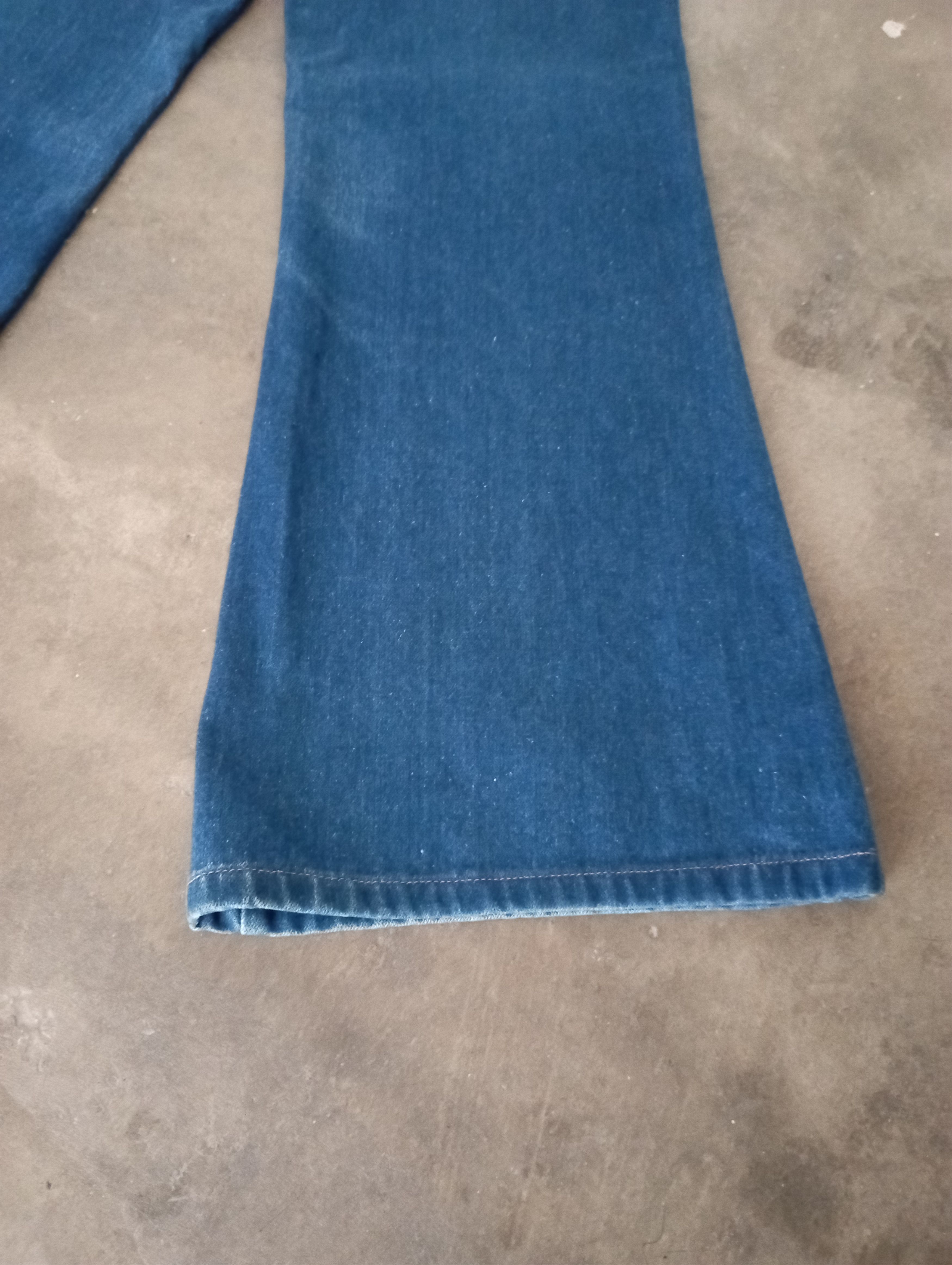 Levi's Vintage Levi's 601 Super Flare Bellbottom Bootcut Jeans Size US 27 - 8 Thumbnail