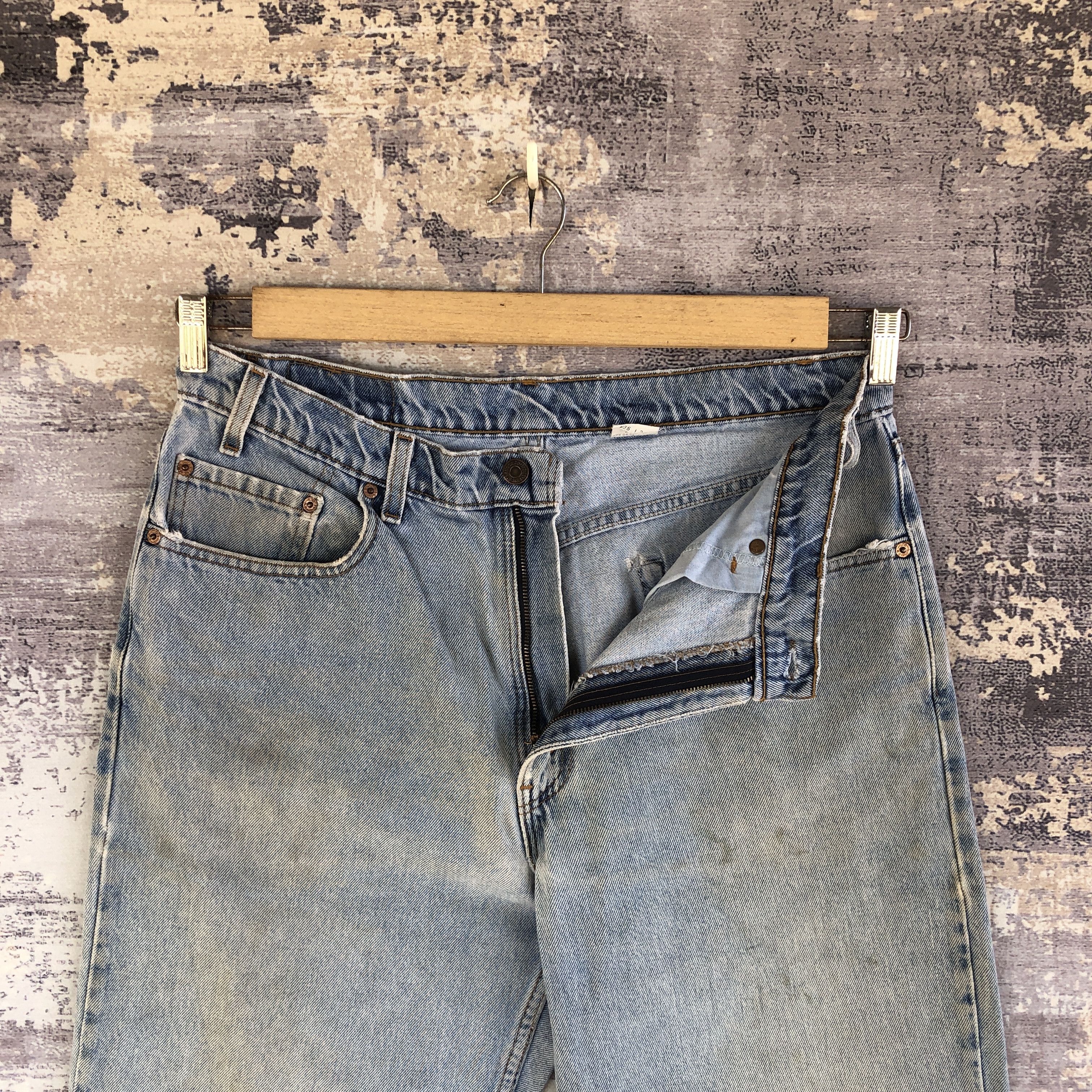 Levi's Vintage Levi's 505 Distressed Jeans Levis Sun Faded Denim Size US 32 / EU 48 - 6 Thumbnail