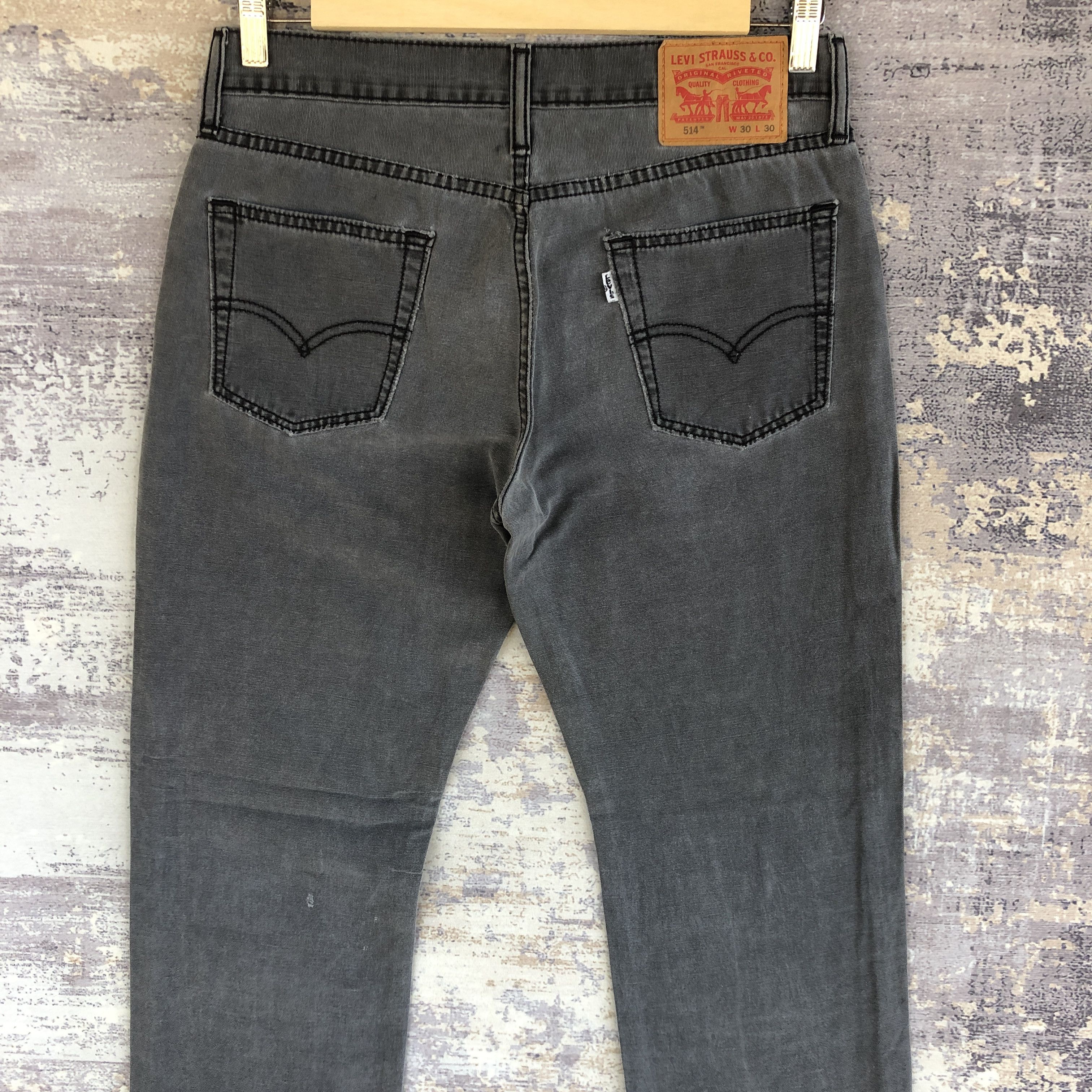 Levi's × Vintage Vintage Levi's 514 Faded Black Jeans Levis Distressed Denim Size US 30 / EU 46 - 4 Thumbnail