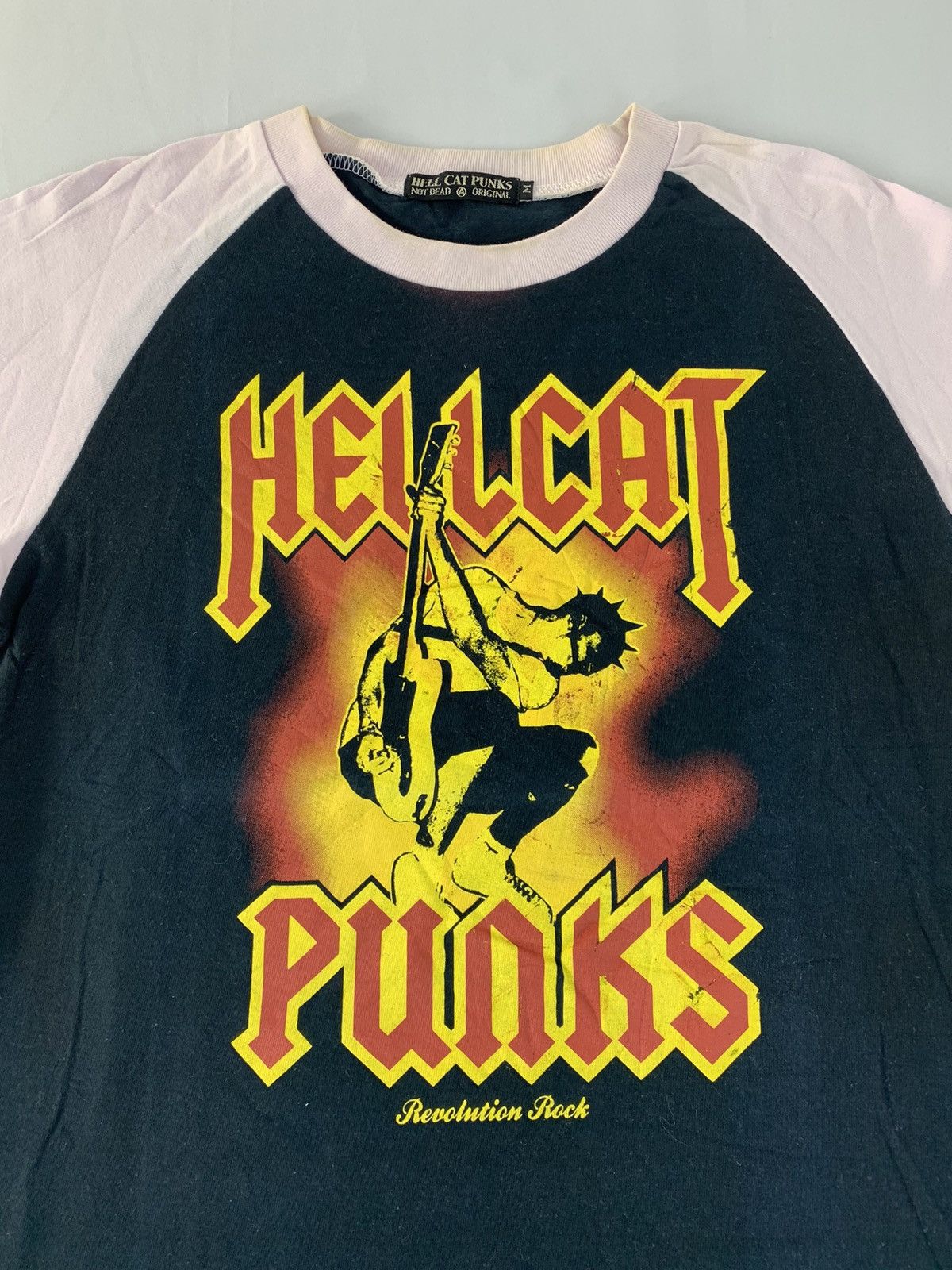 Band Tees Records Hellcat Punks Not Dead Rock Revolution Raglan Tee Size US S / EU 44-46 / 1 - 2 Thumbnail