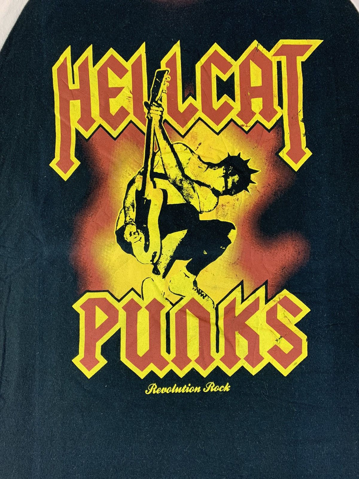 Band Tees Records Hellcat Punks Not Dead Rock Revolution Raglan Tee Size US S / EU 44-46 / 1 - 3 Thumbnail
